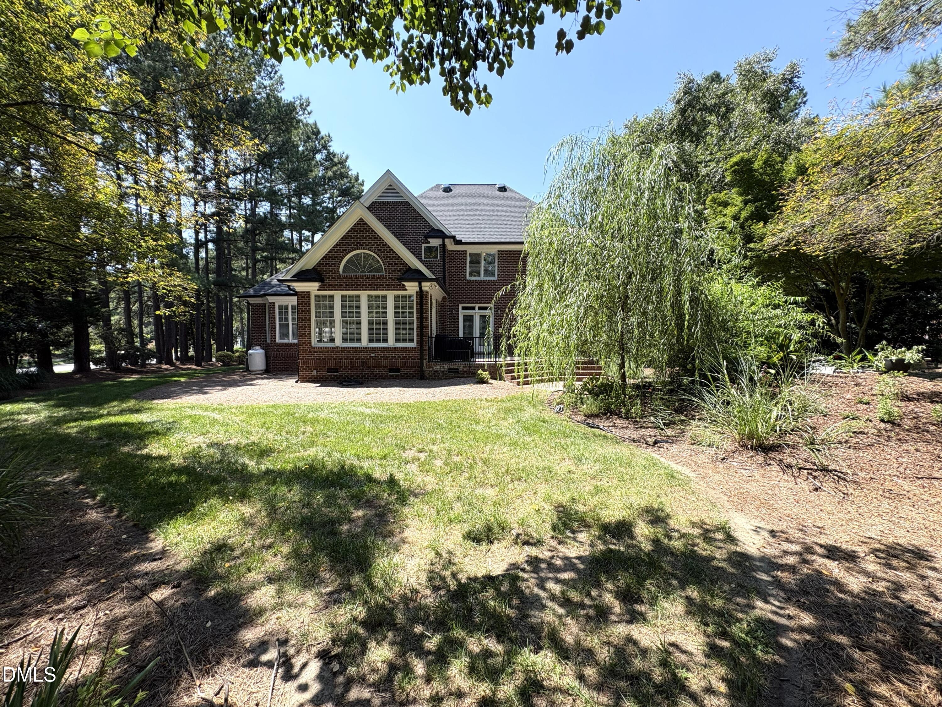 306 Lakeside Circle Property Photo 2