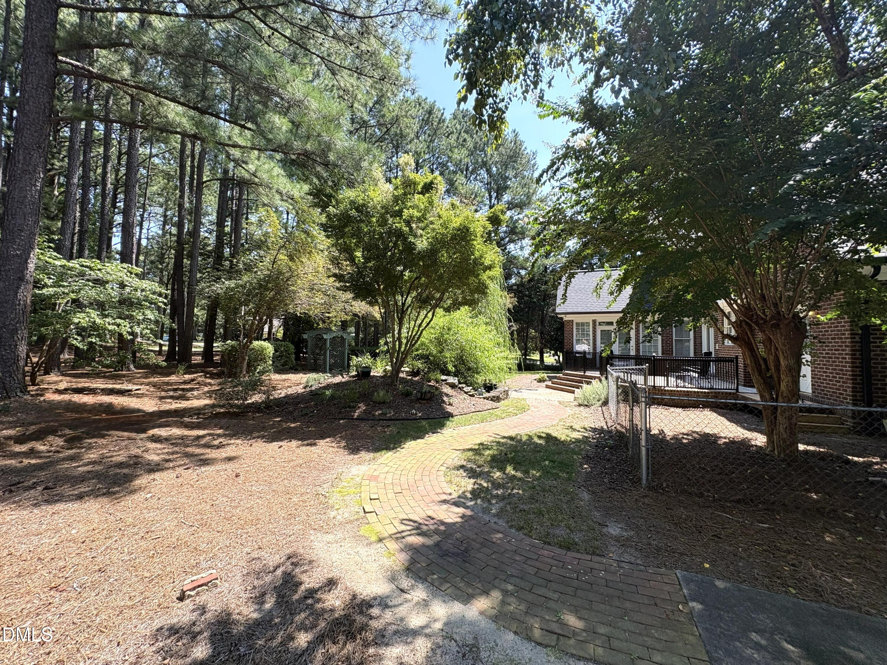 306 Lakeside Circle Property Photo 27