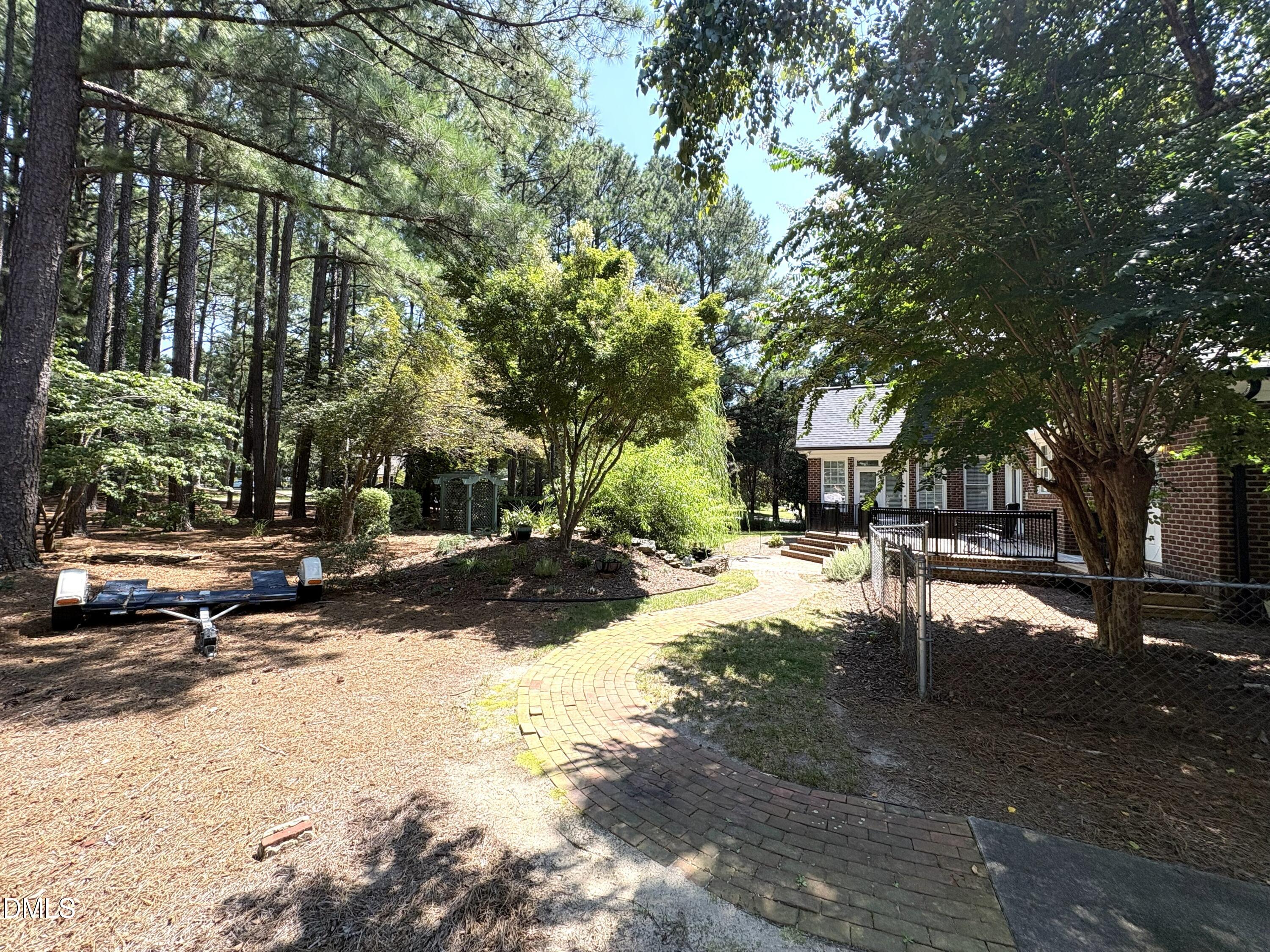 306 Lakeside Circle Property Photo 28