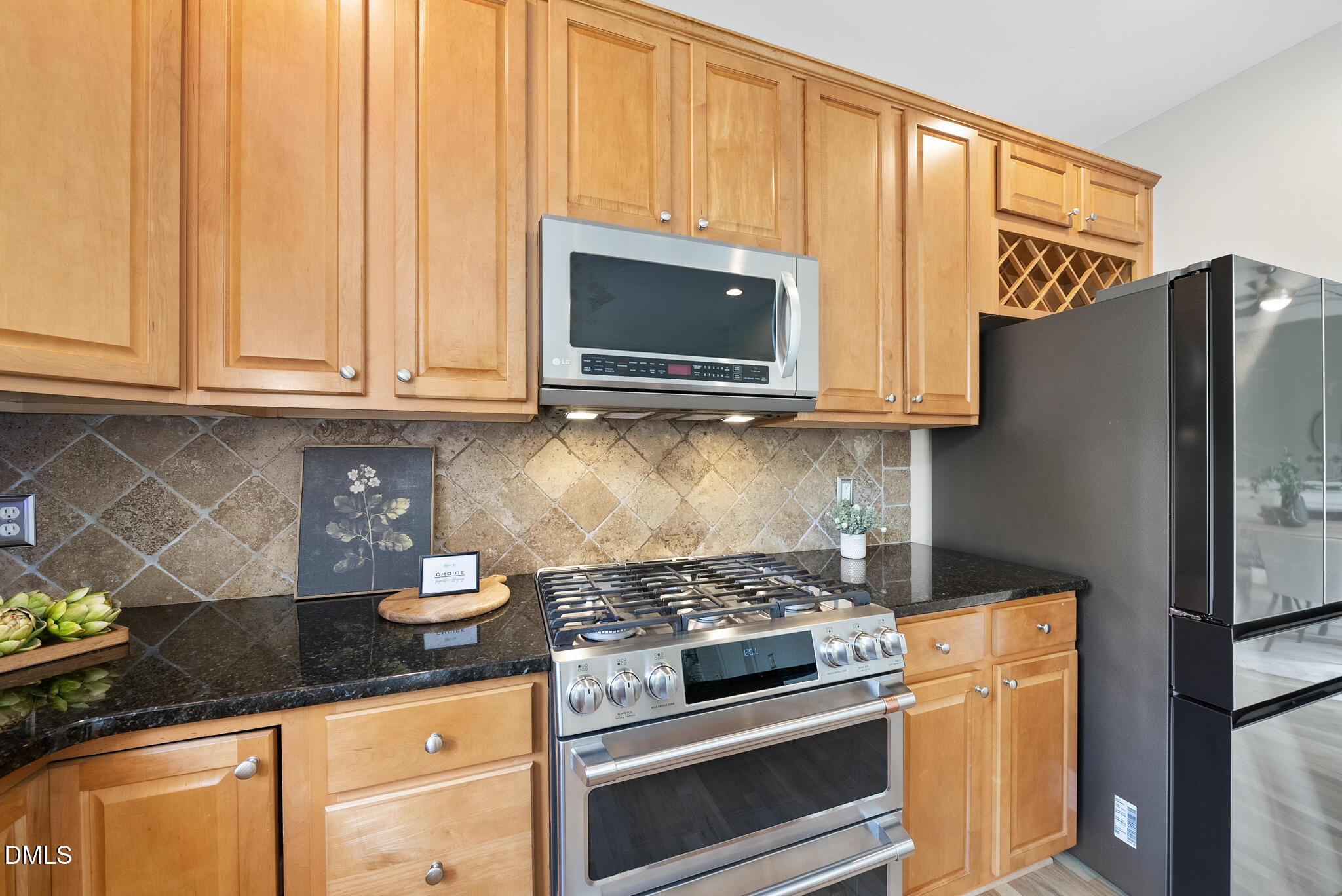 5609 Cary Glen Boulevard Property Photo 9