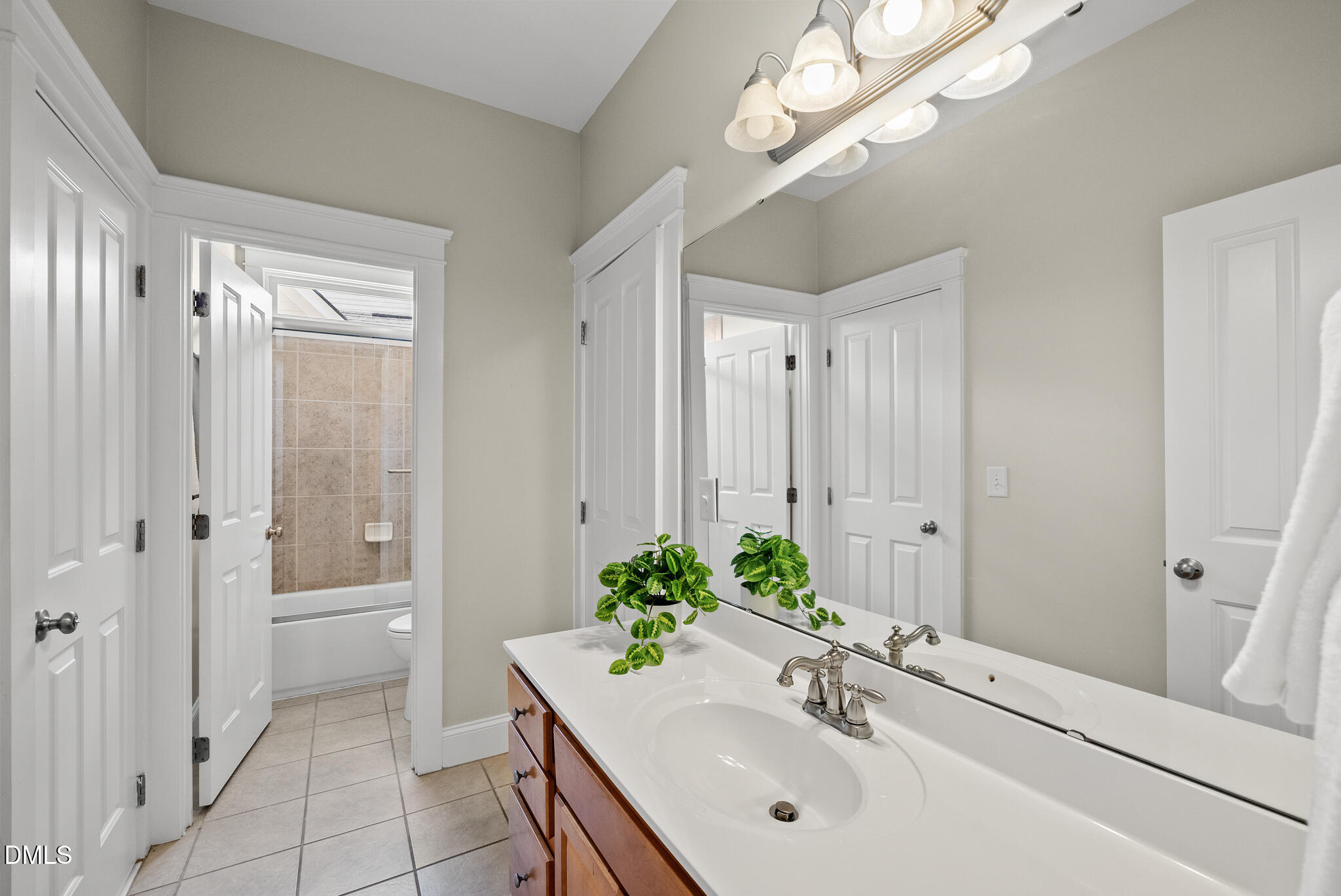 5609 Cary Glen Boulevard Property Photo 35