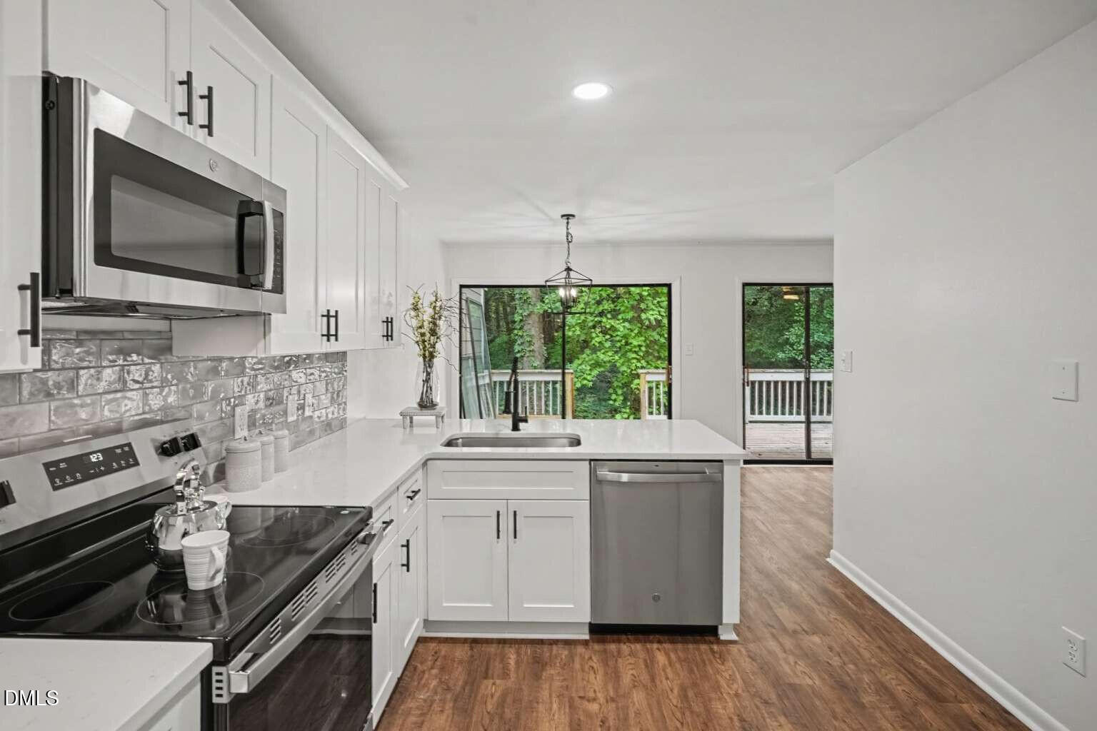 820 Green Ridge Drive Property Photo 8