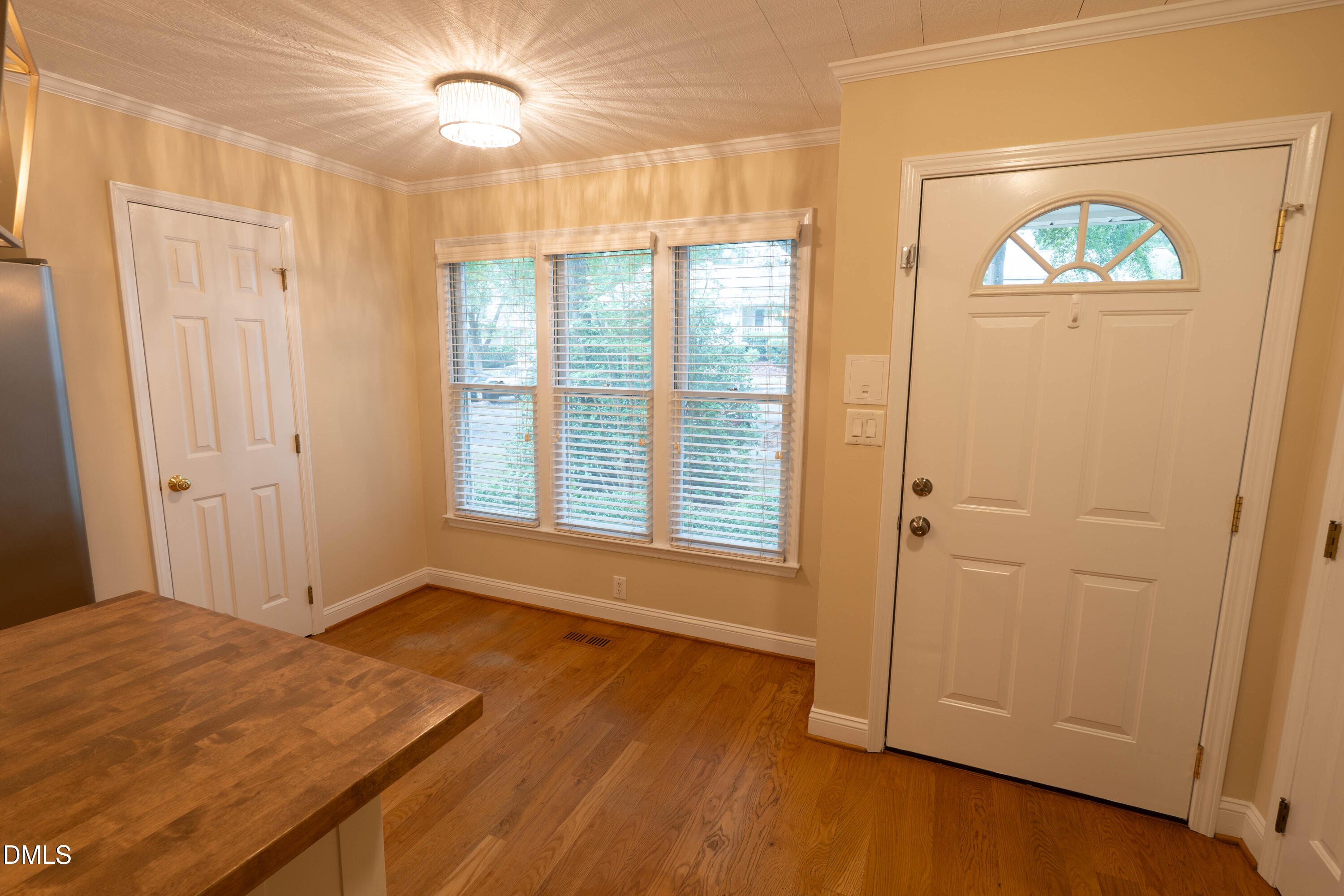 1636 Claiborne Court Property Photo 4