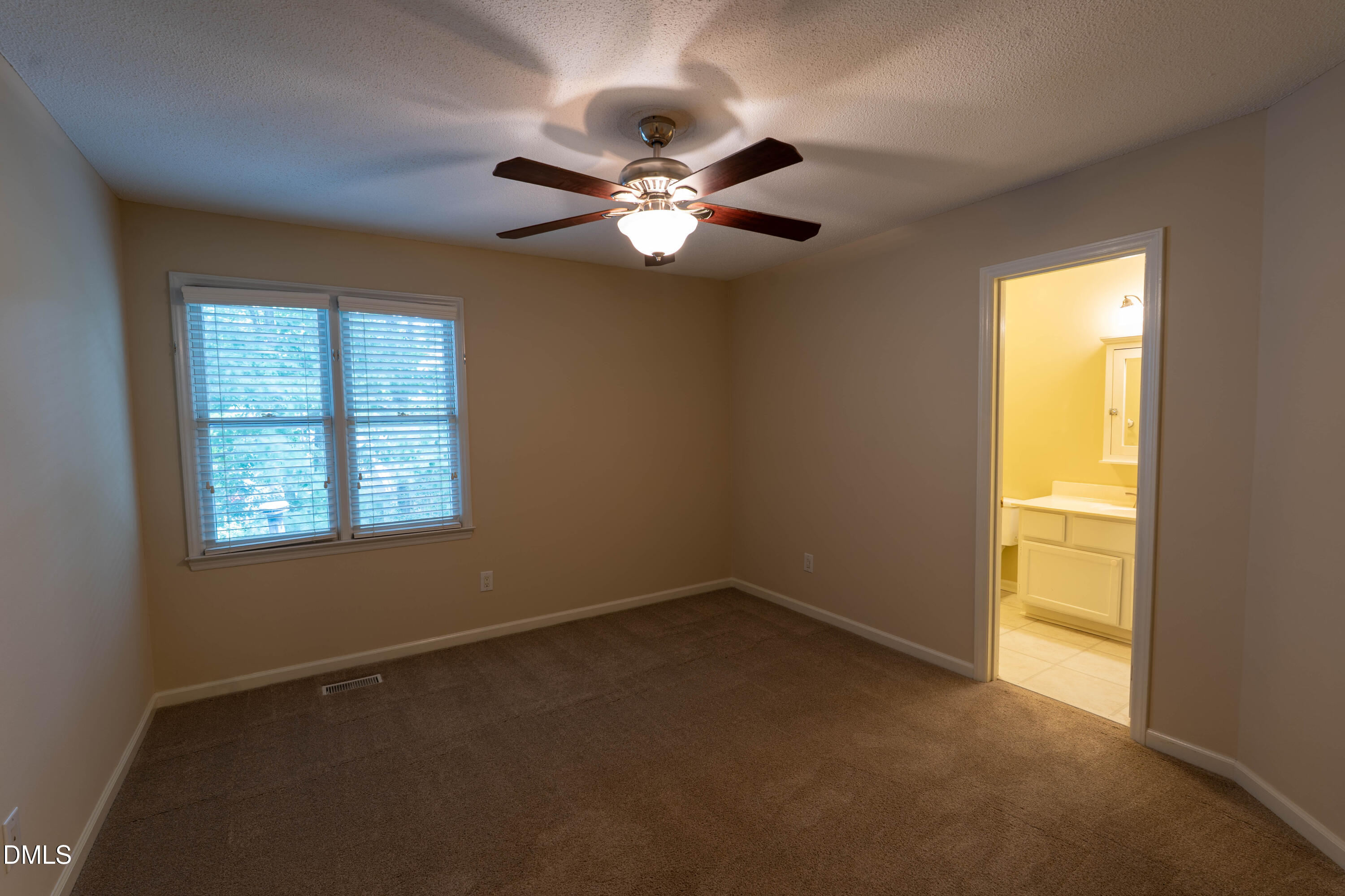 1636 Claiborne Court Property Photo 22