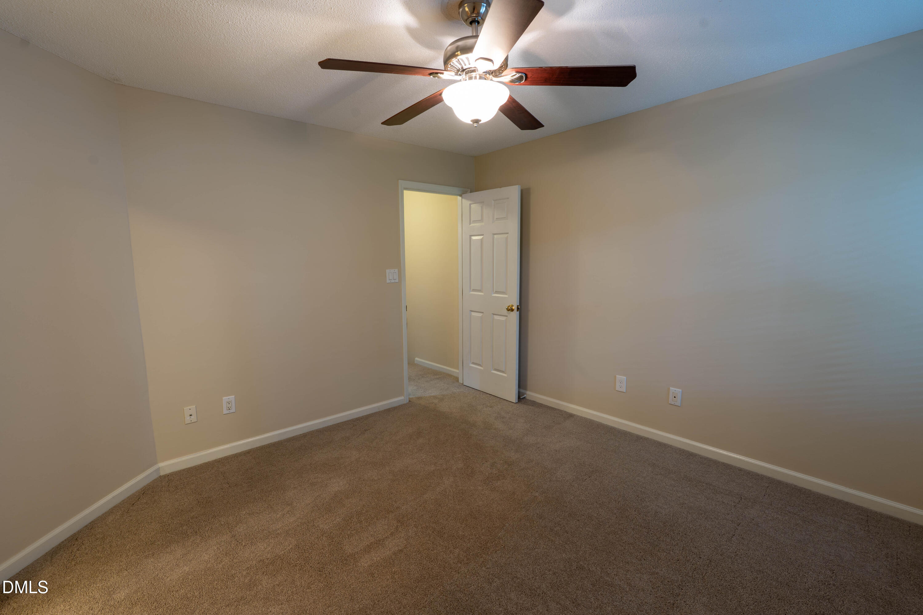 1636 Claiborne Court Property Photo 23