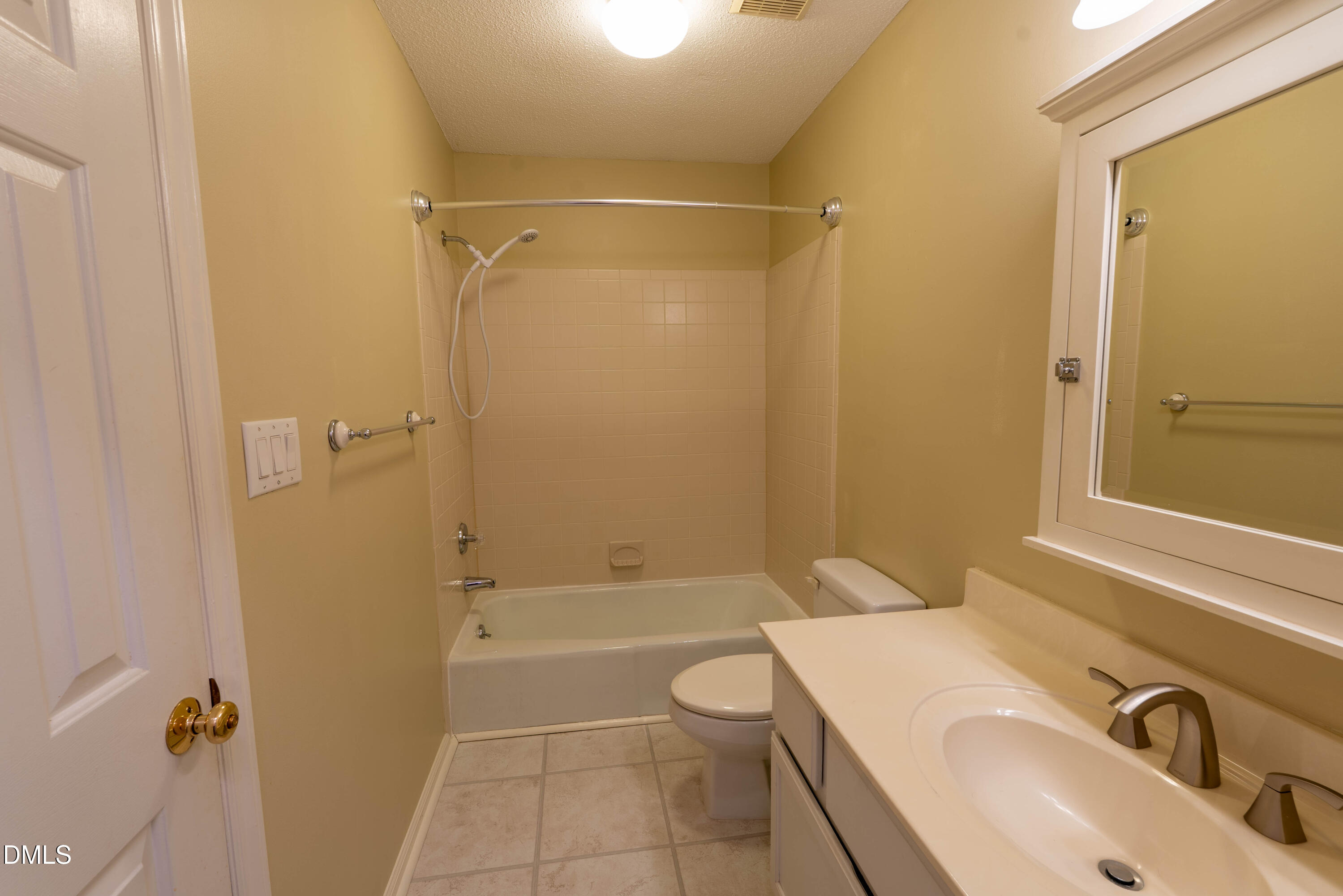 1636 Claiborne Court Property Photo 24