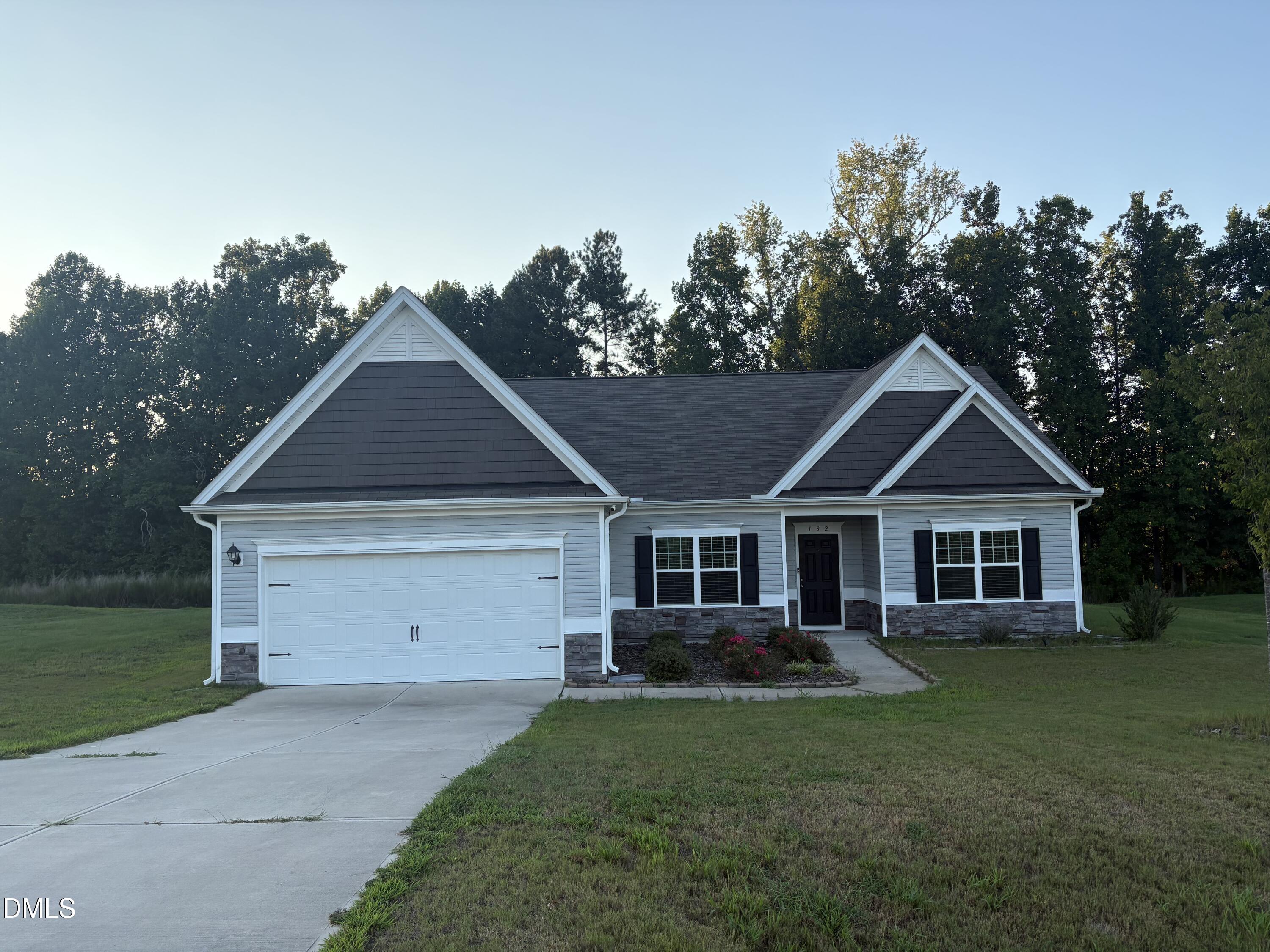 132 Lexington Drive Property Photo 1