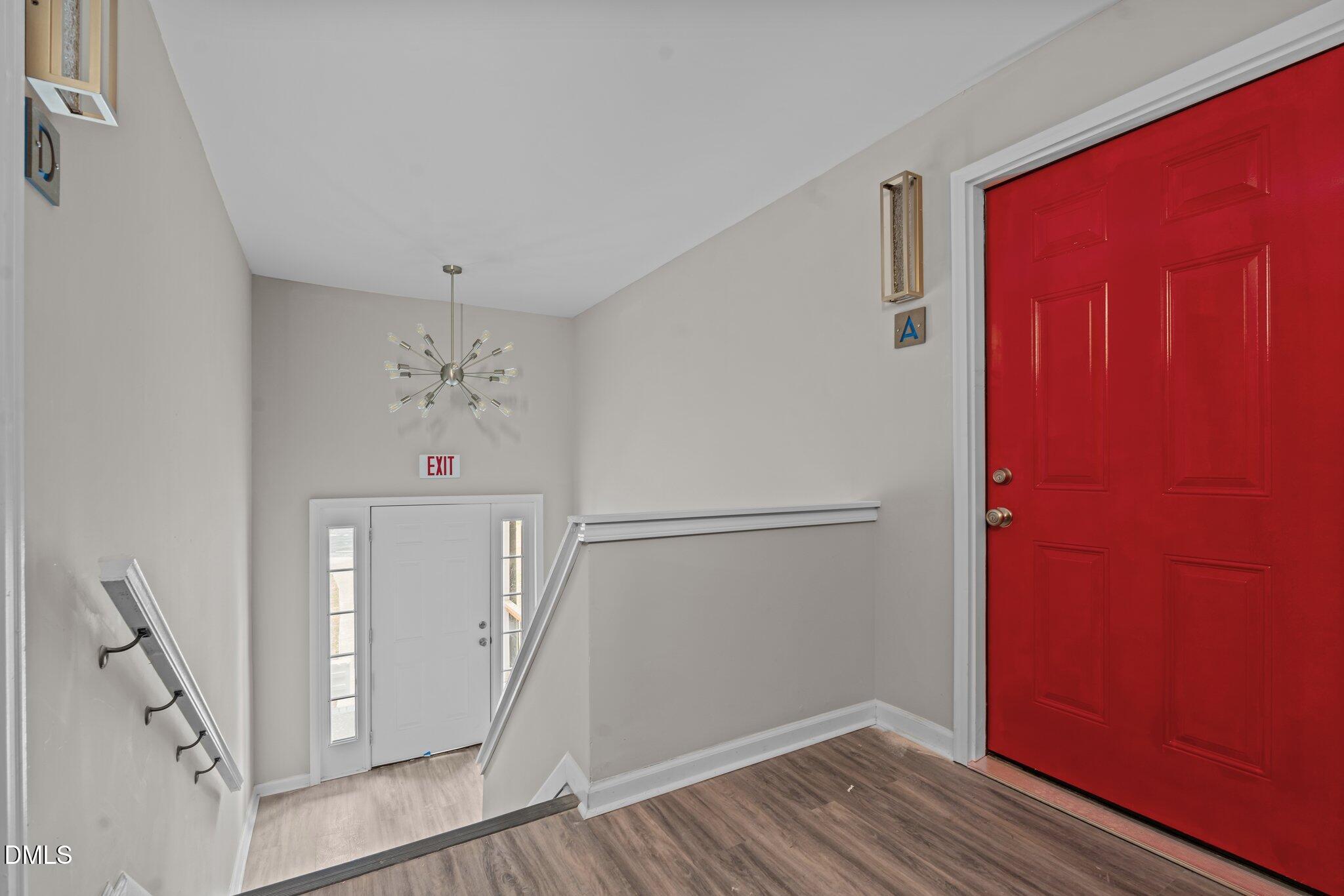 1302 King Street D Property Photo 3
