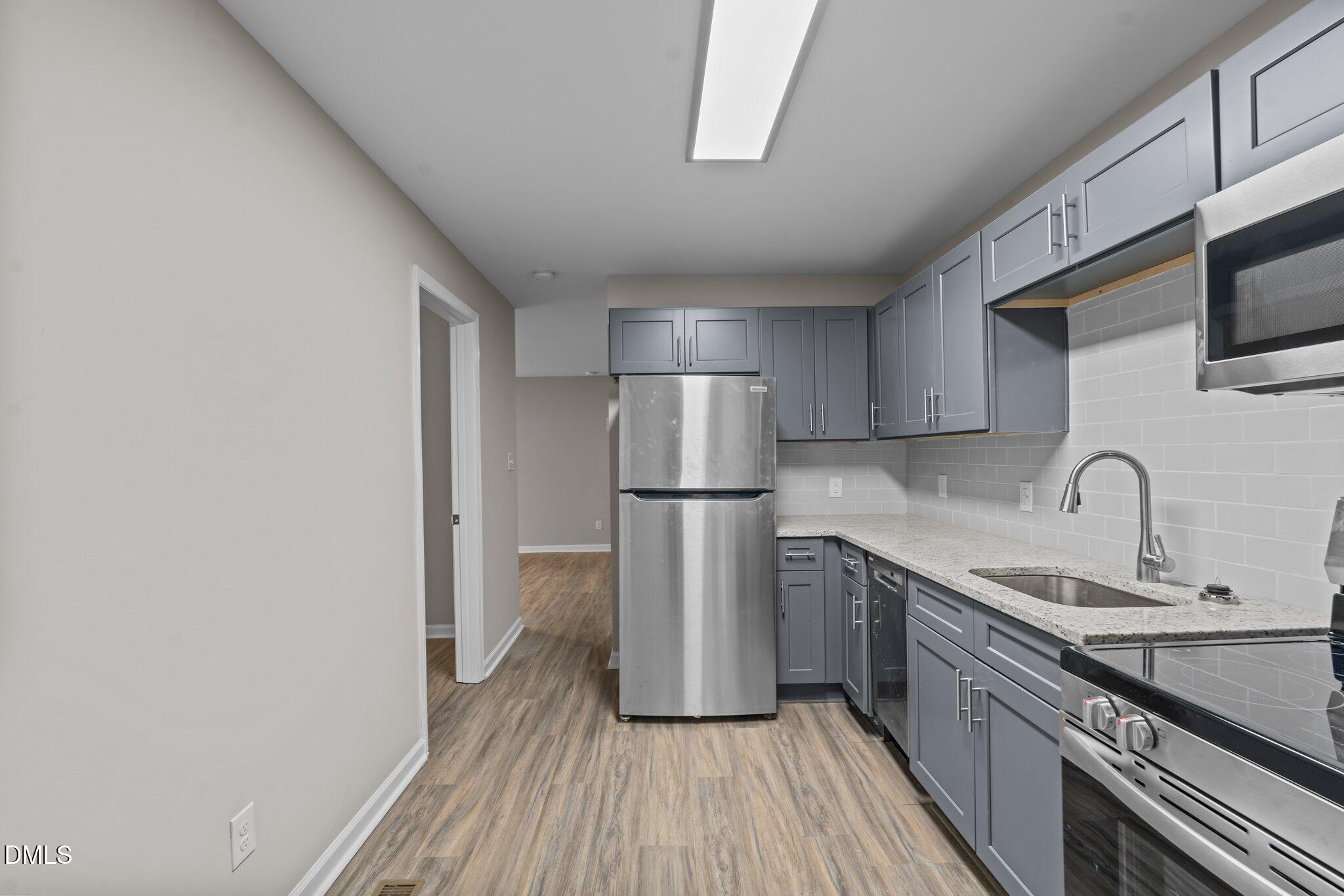 1302 King Street D Property Photo 14