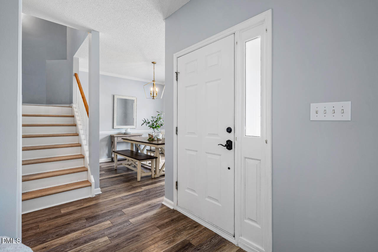1403 Big Leaf Loop Property Photo 3