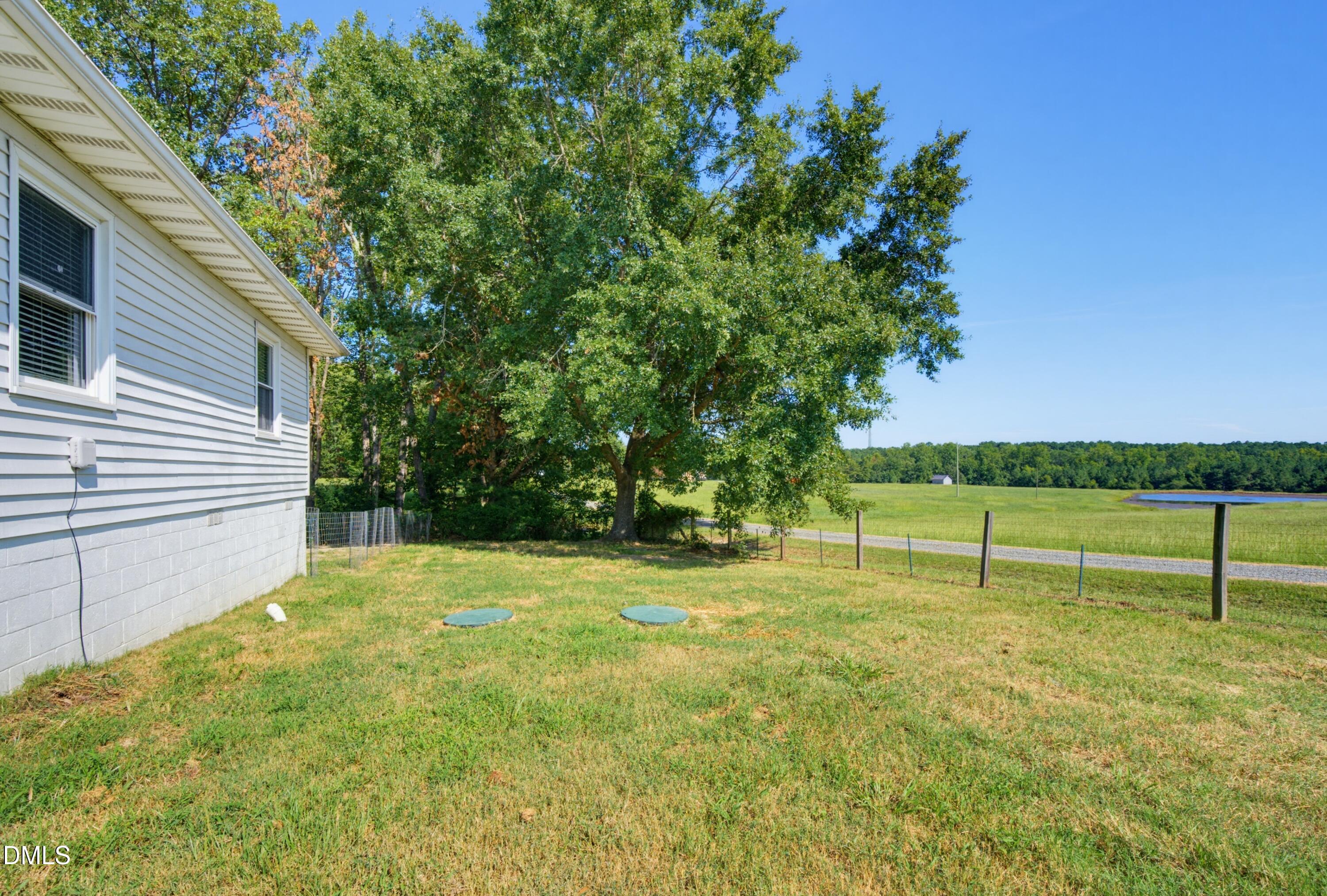 14928 Creedmoor Road N Property Photo 5