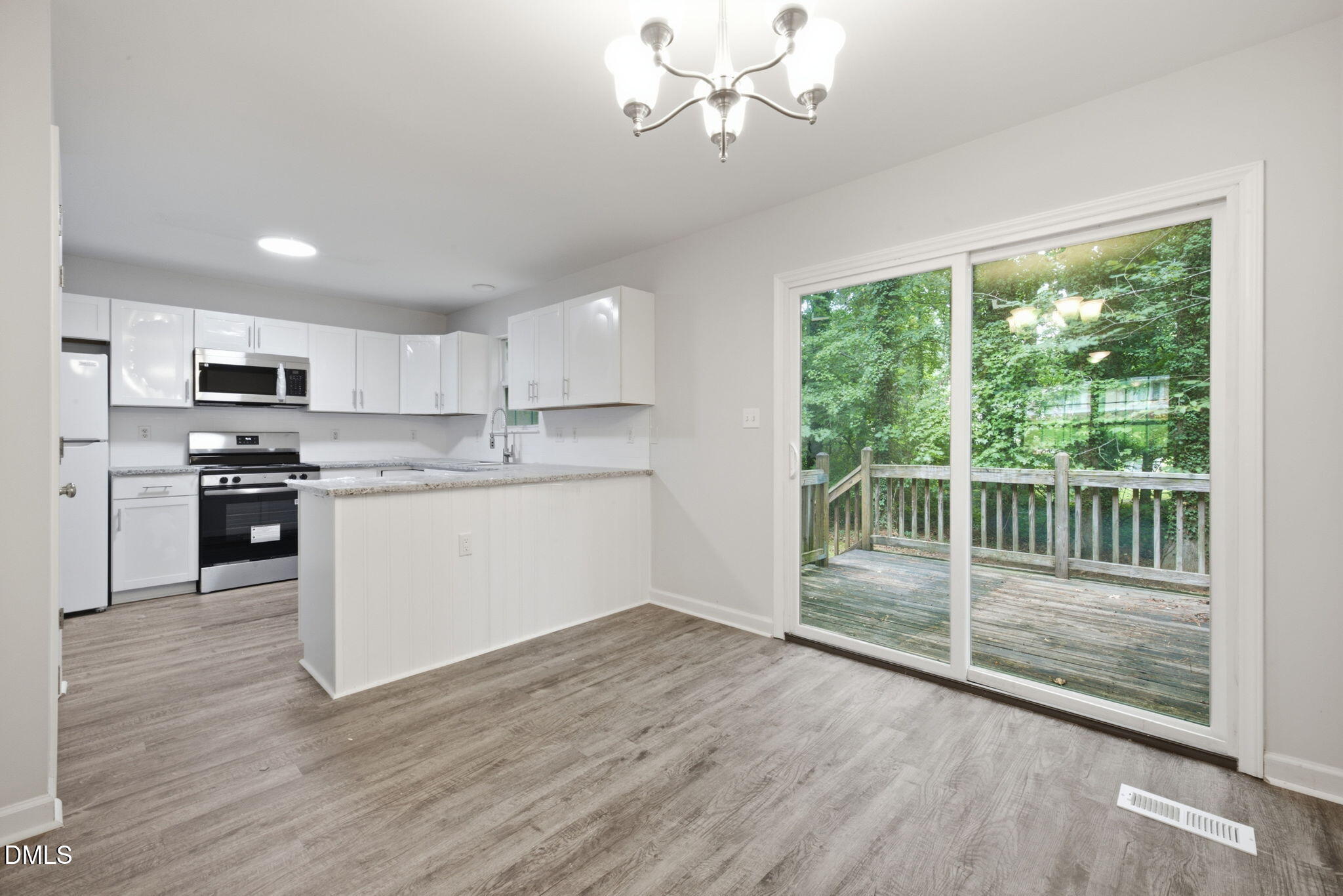 1109 Timber Drive Property Photo 17