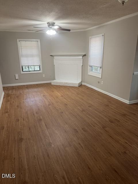 4300 Presley Ct. Court A, B, C, D Property Photo 9