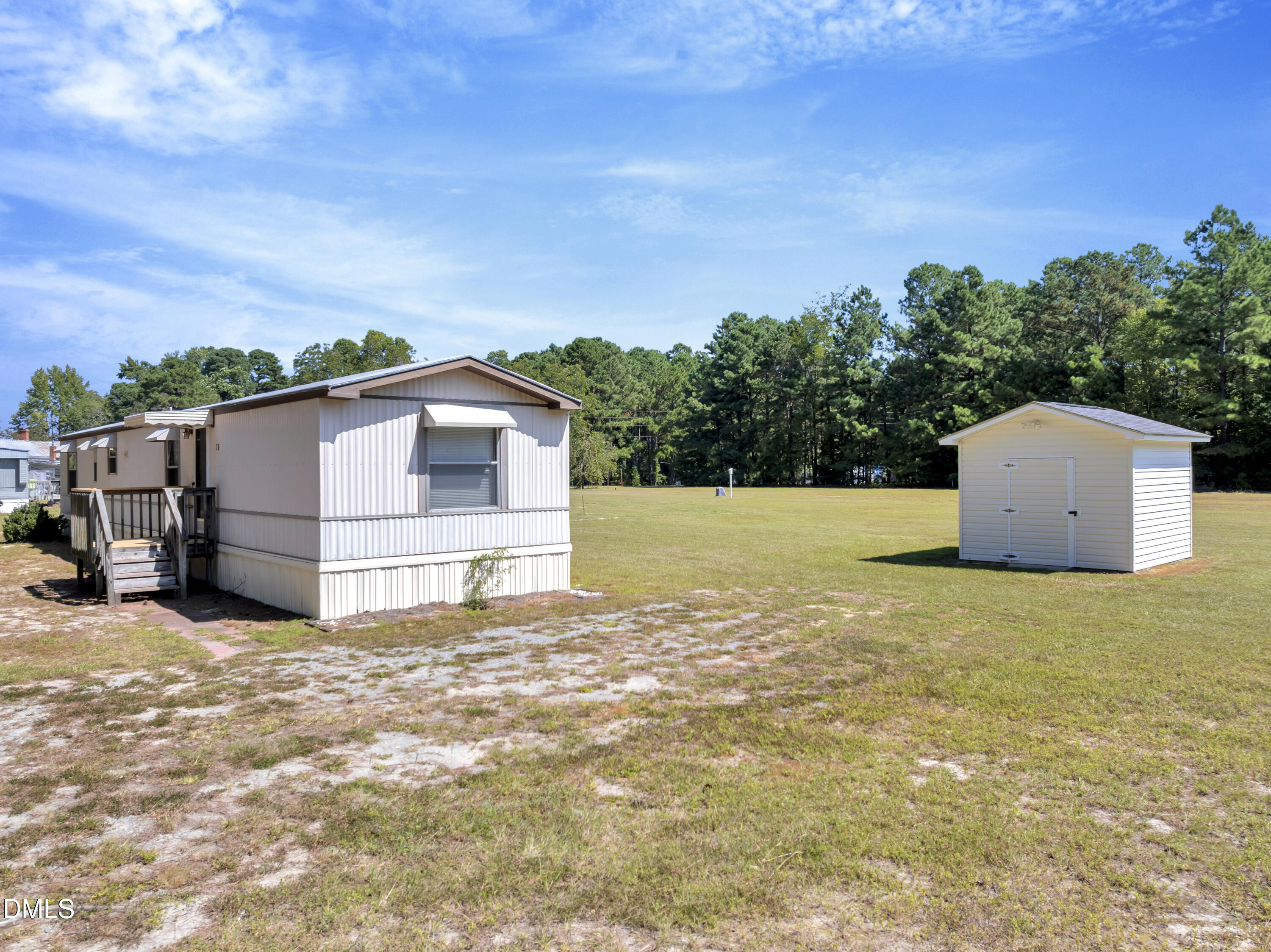2172 Amelia Church Road Property Photo 9