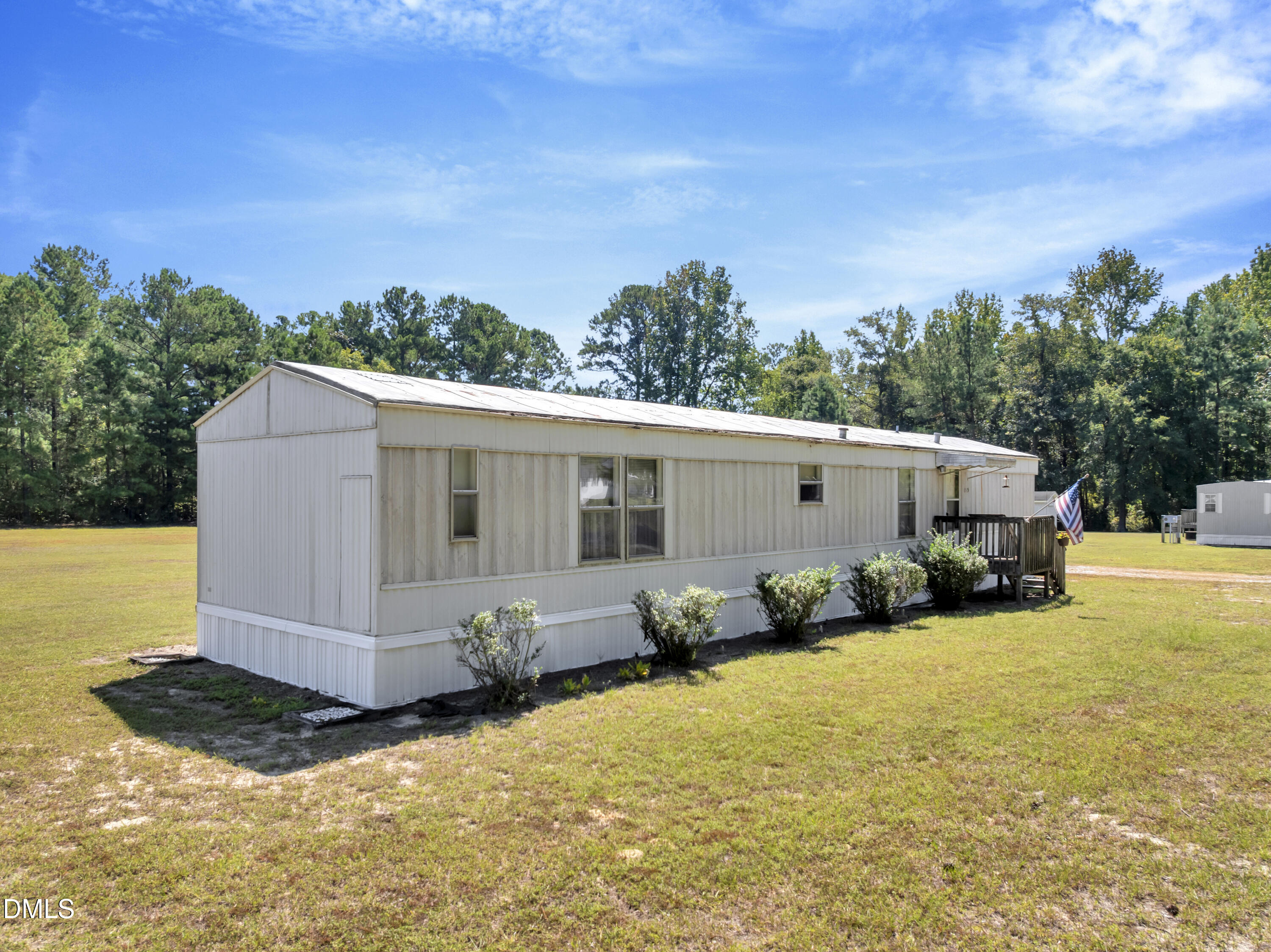 2172 Amelia Church Road Property Photo 10