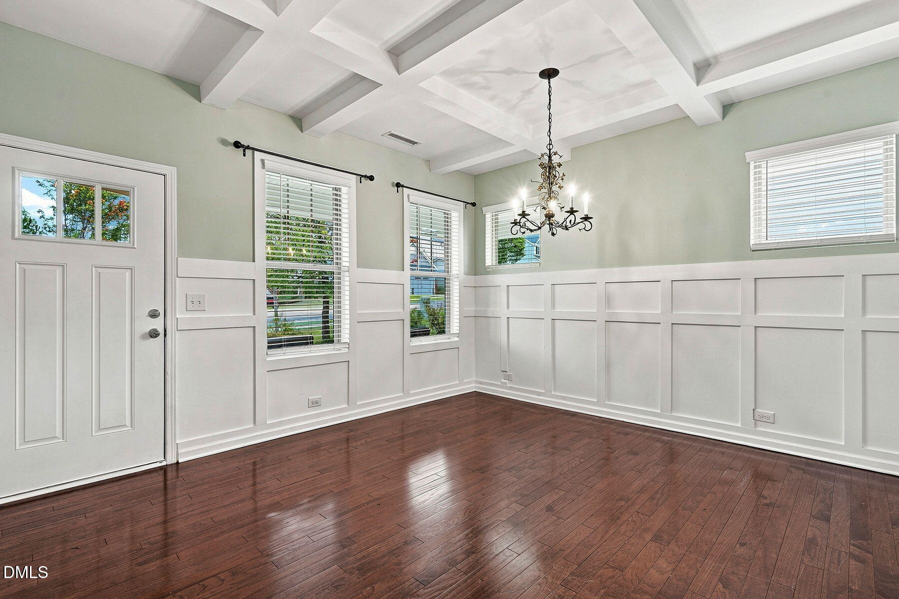1009 Dillon Lake Drive Property Photo 5