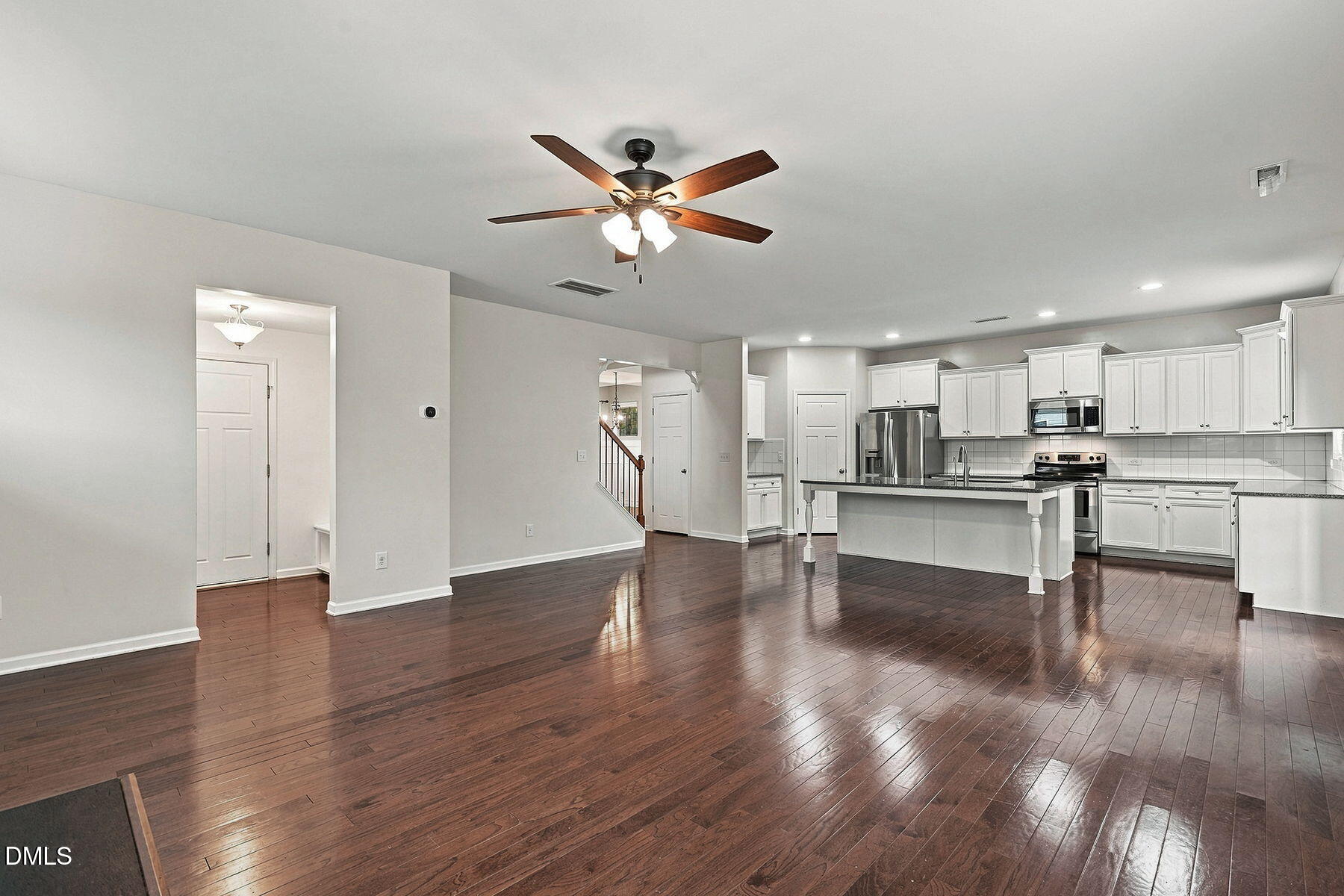 1009 Dillon Lake Drive Property Photo 12