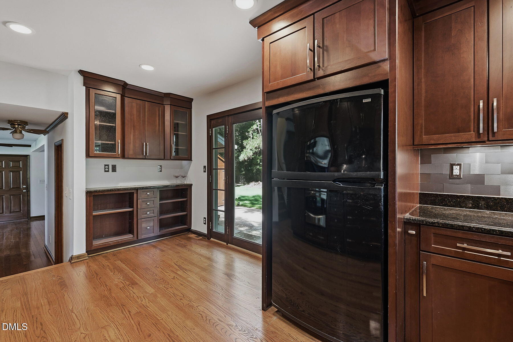 5009 Stockton Drive Property Photo 10