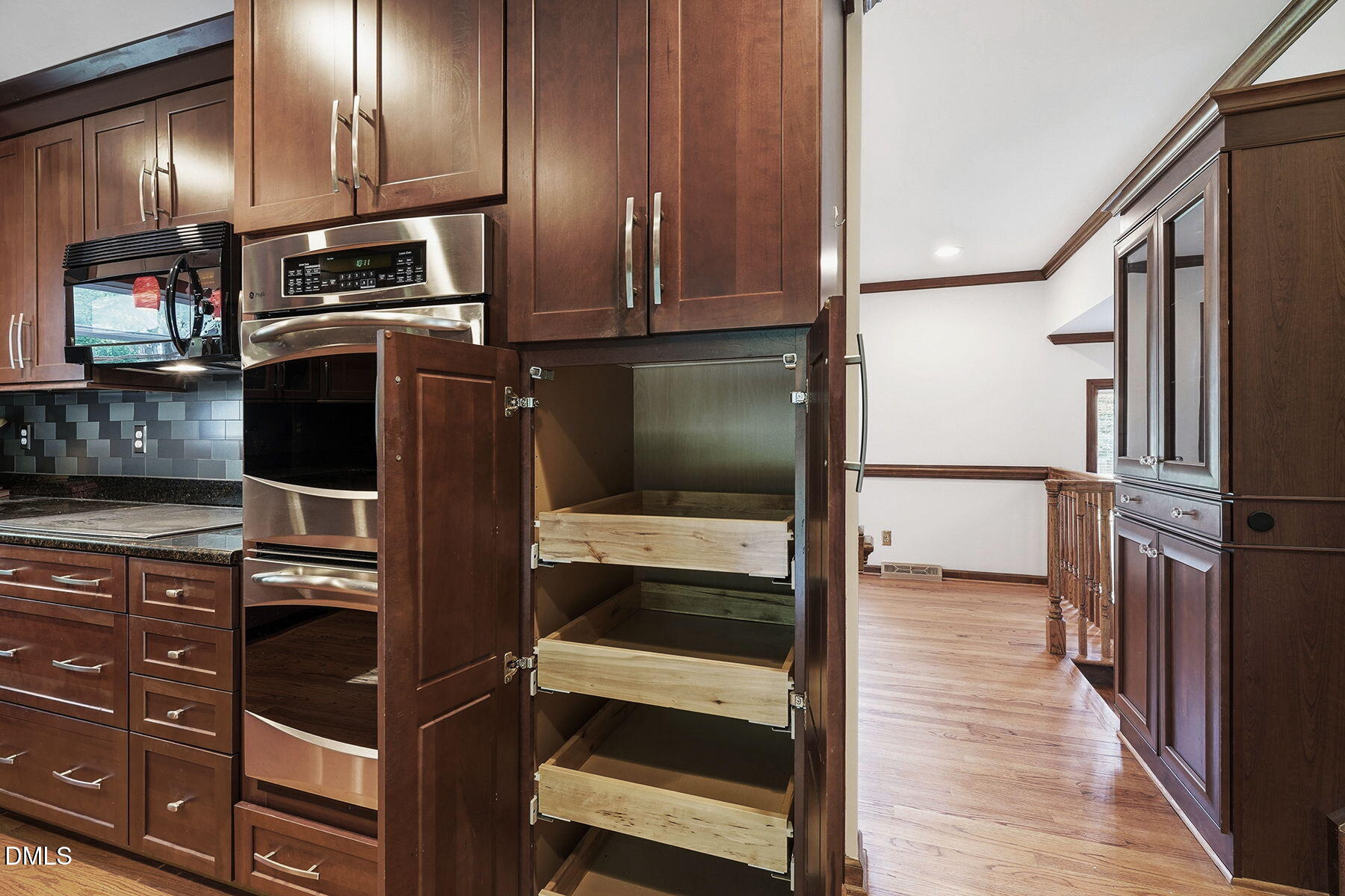 5009 Stockton Drive Property Photo 12