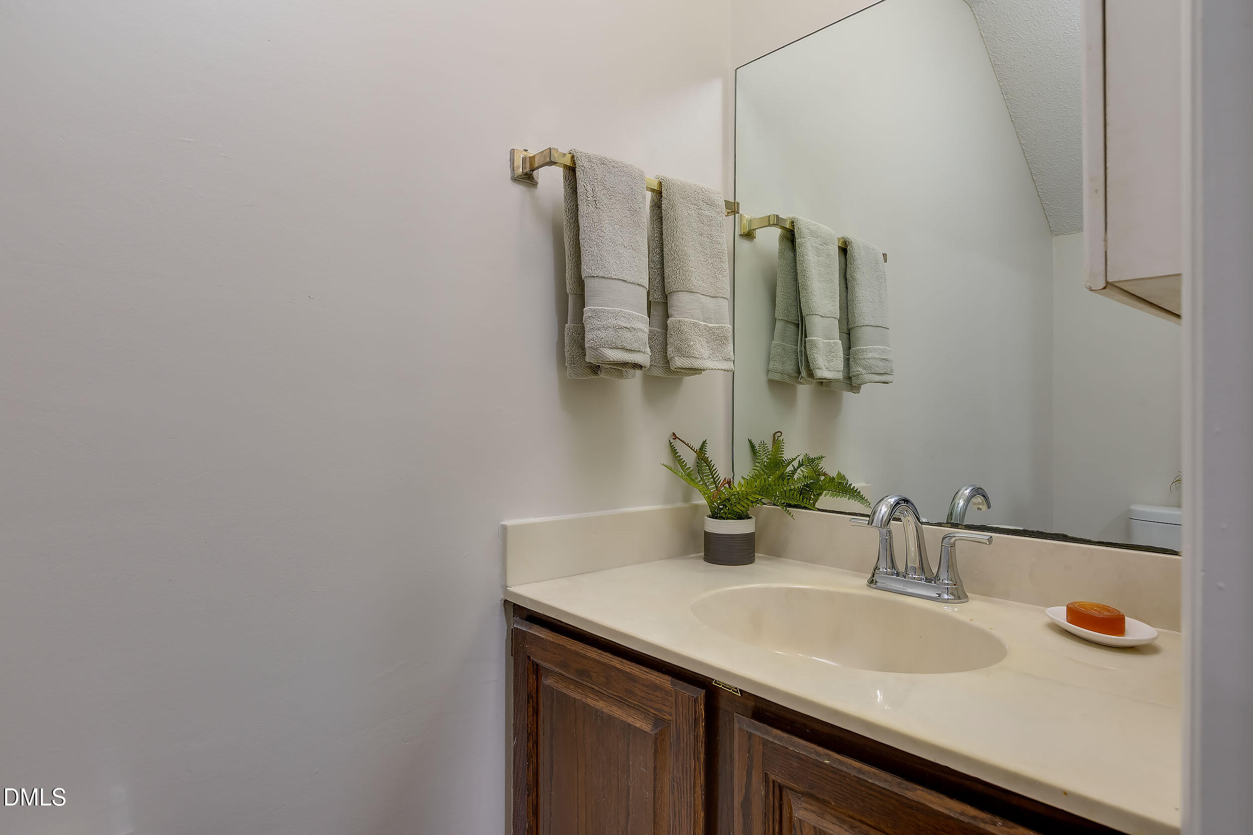 3109 Coachman's Way Property Photo 8