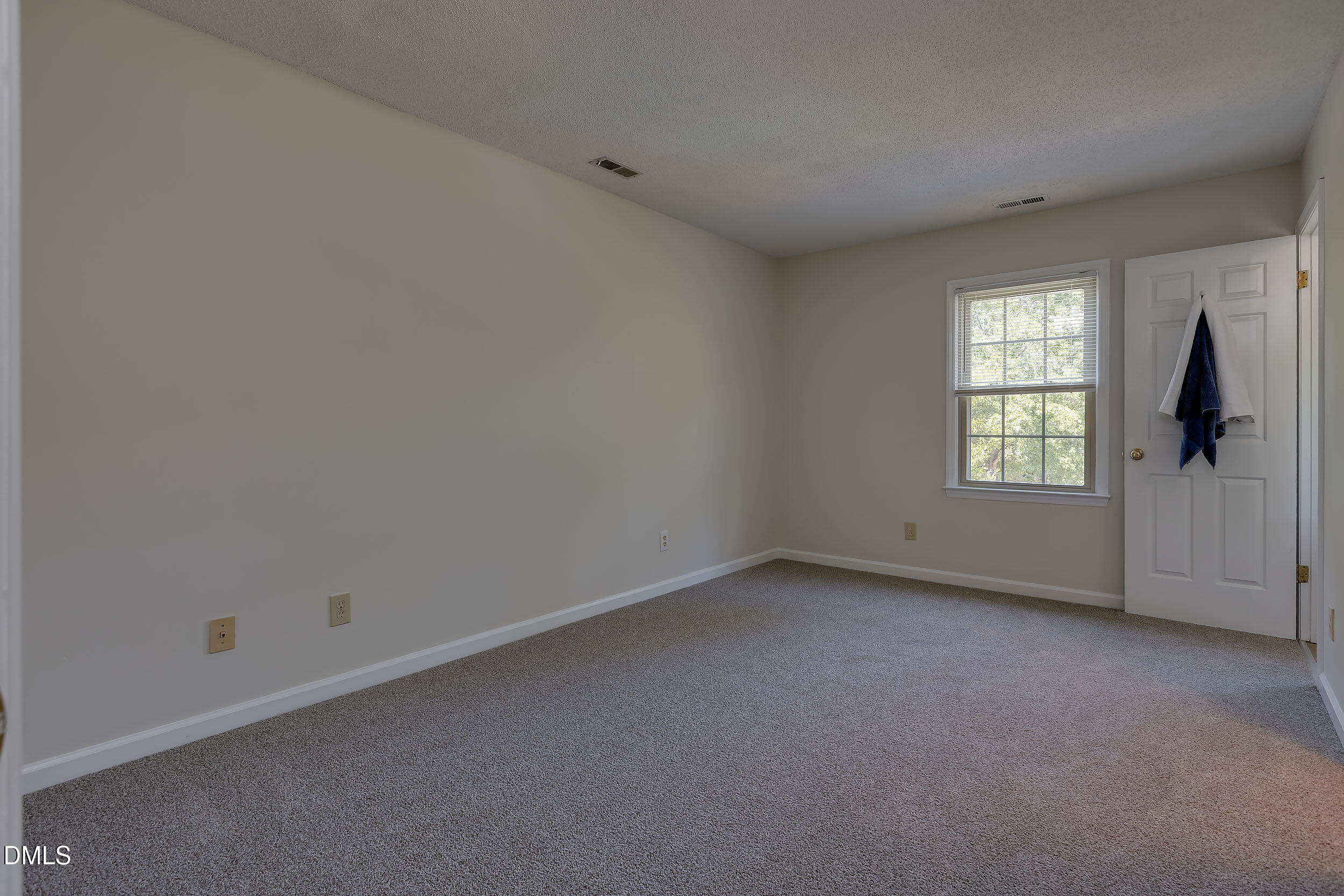 3109 Coachman's Way Property Photo 10