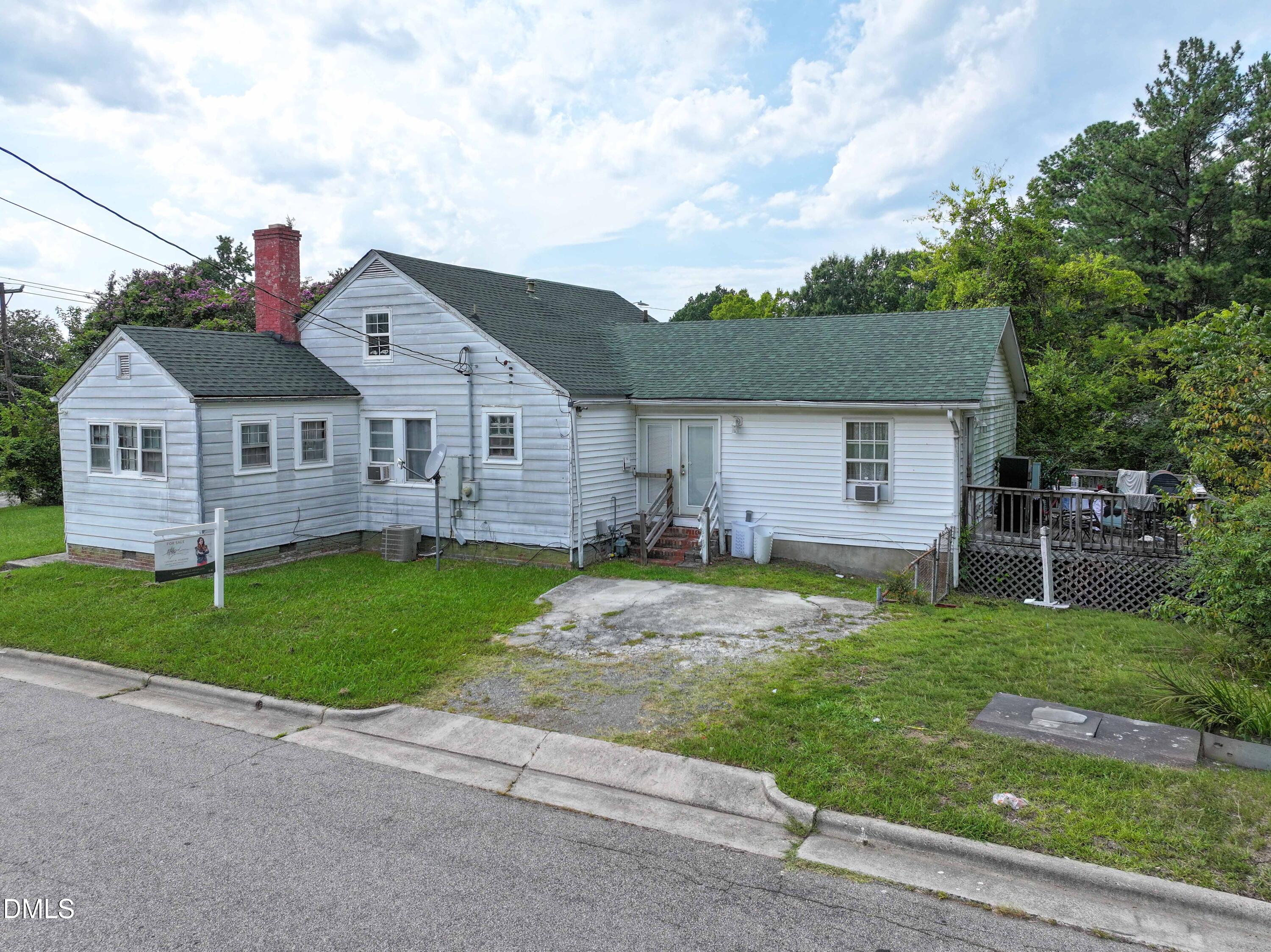 1839 S Alston Avenue Property Photo 9