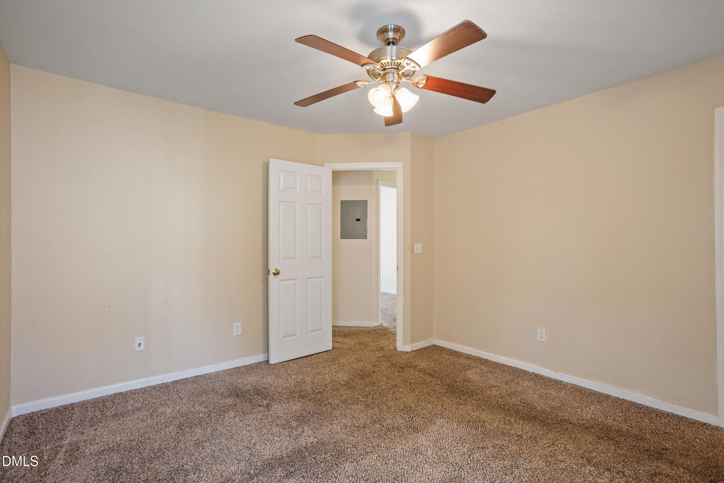 214 Highgate Circle Property Photo 11