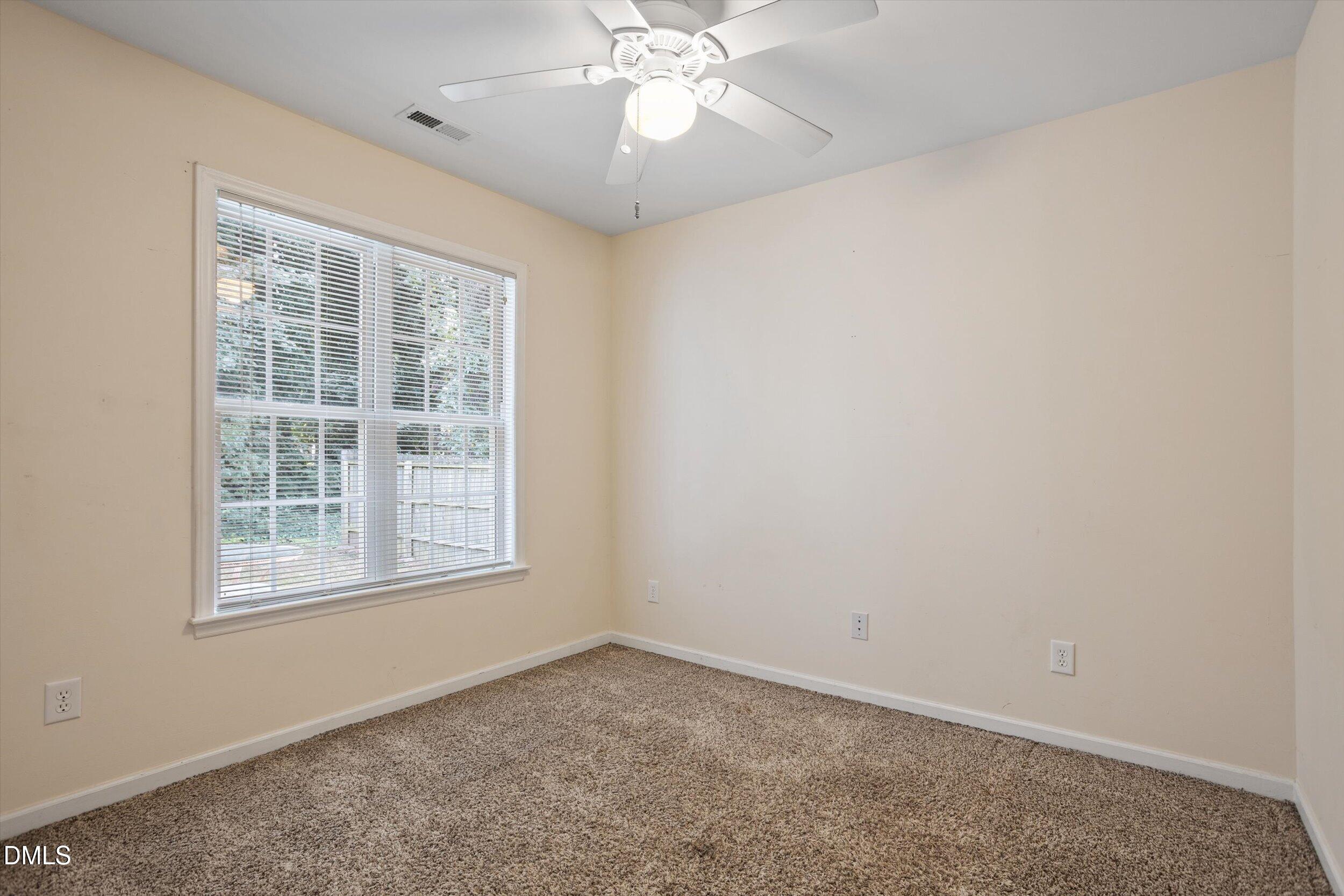 214 Highgate Circle Property Photo 14