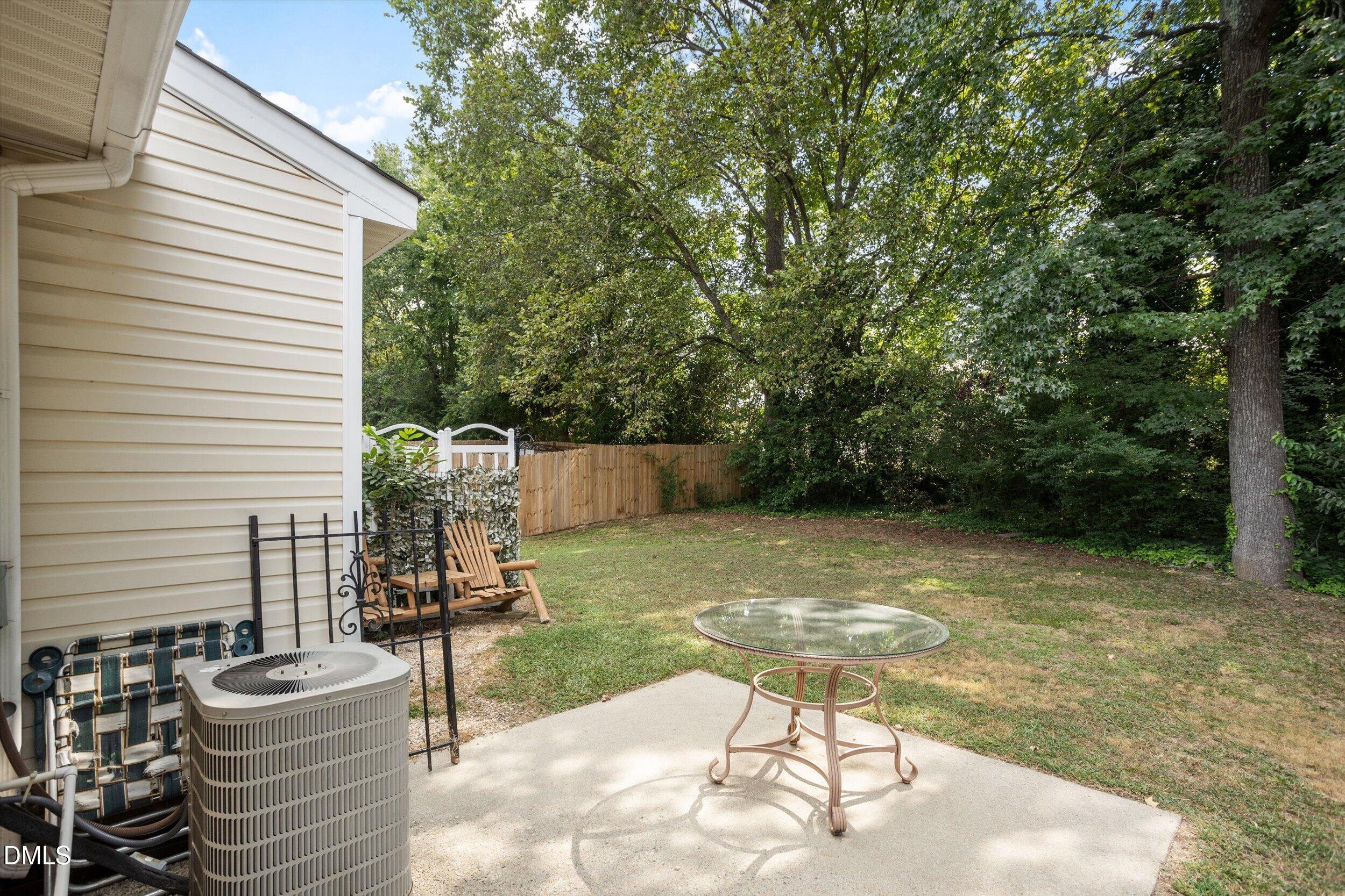 214 Highgate Circle Property Photo 23