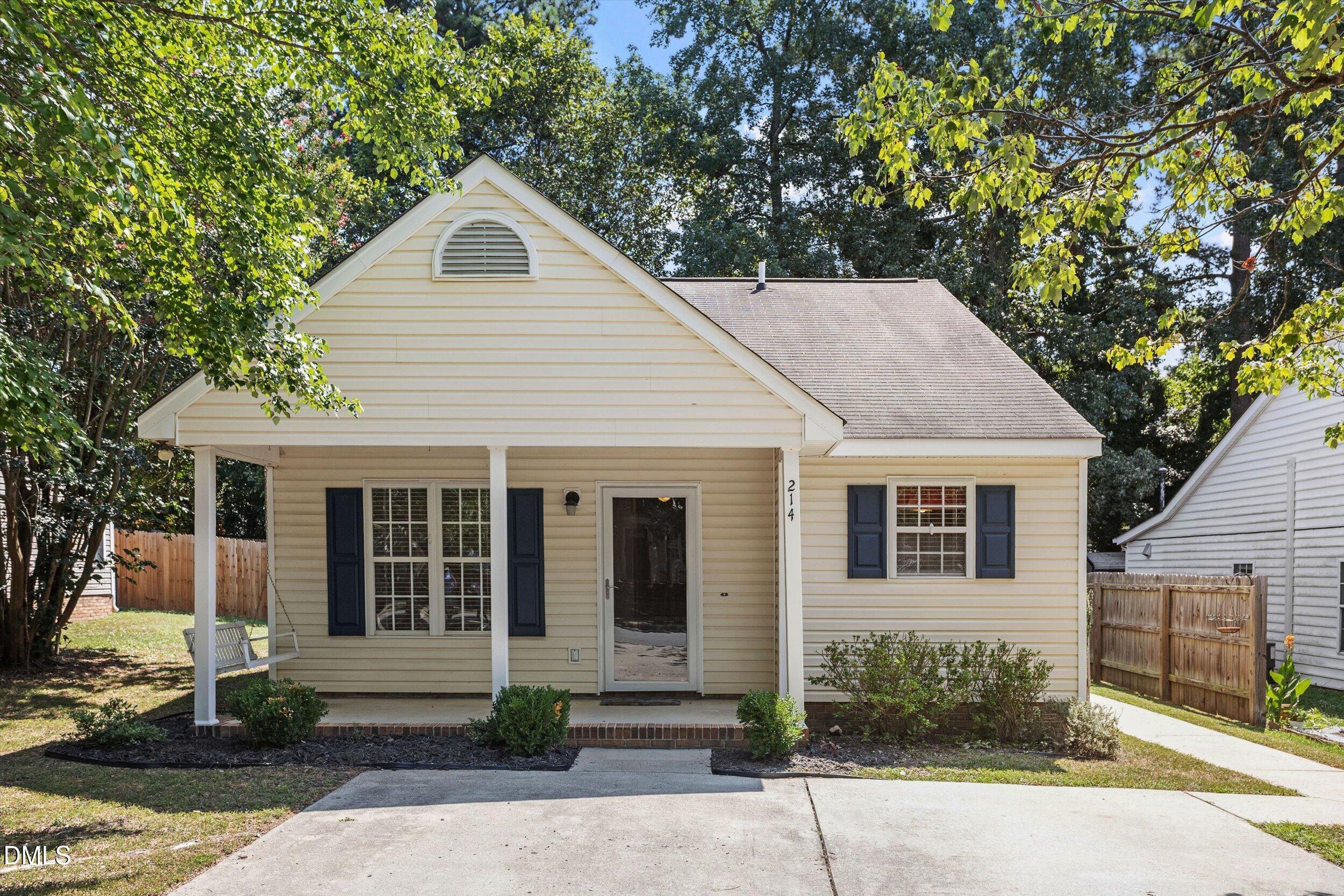 214 Highgate Circle Property Photo 27