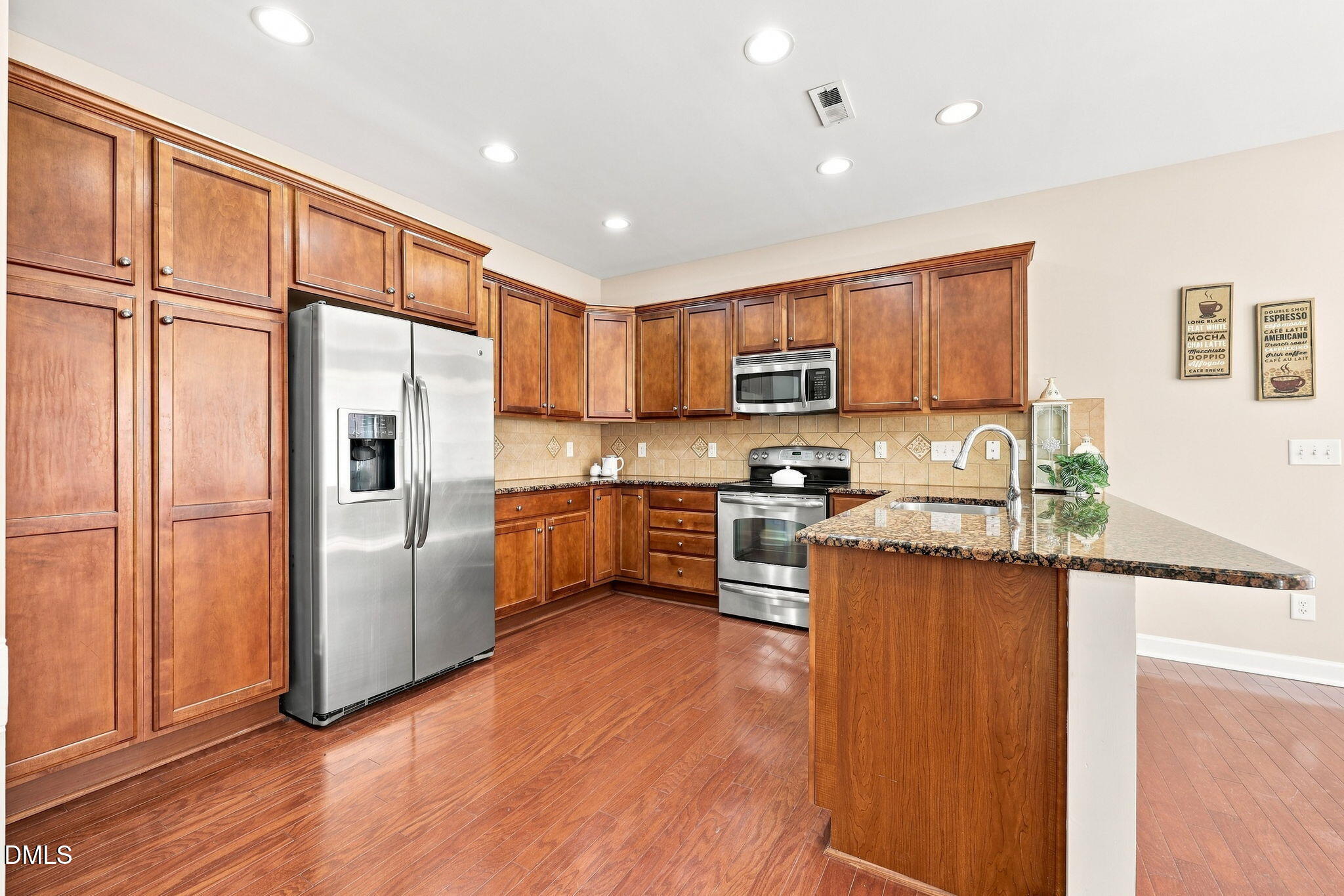 1113 Circandian Court Property Photo 6