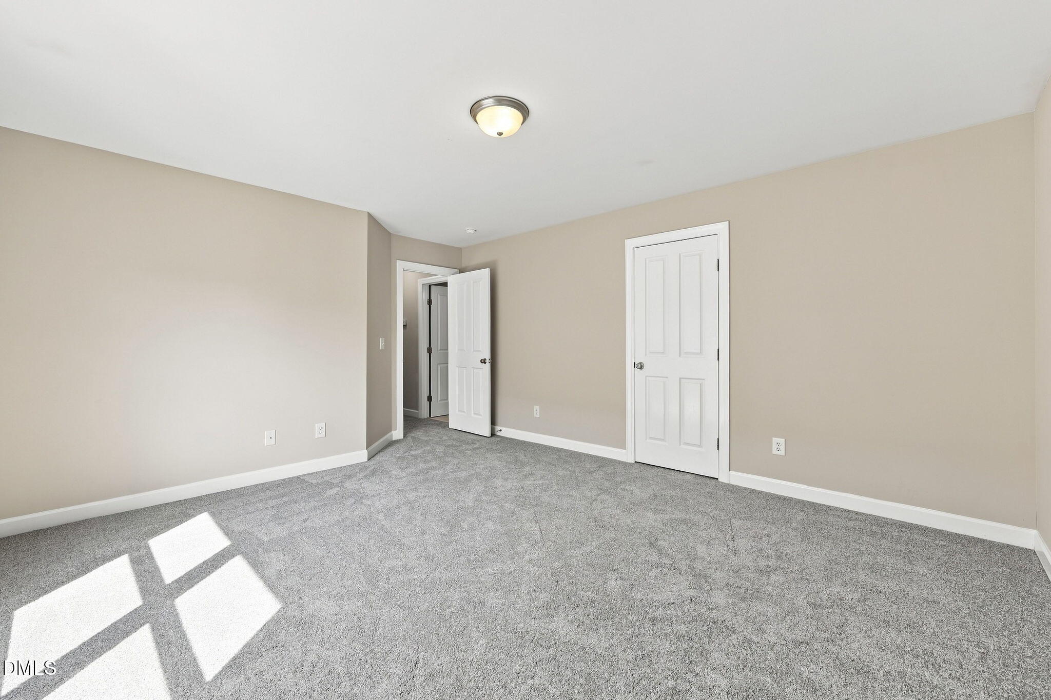 1113 Circandian Court Property Photo 11