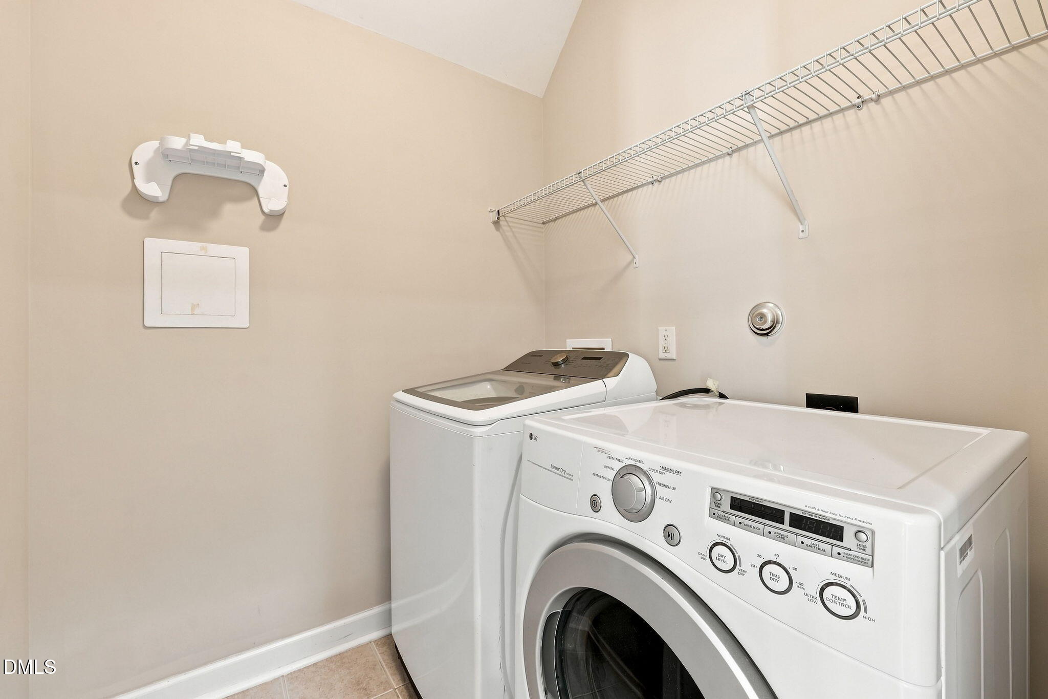 1113 Circandian Court Property Photo 19