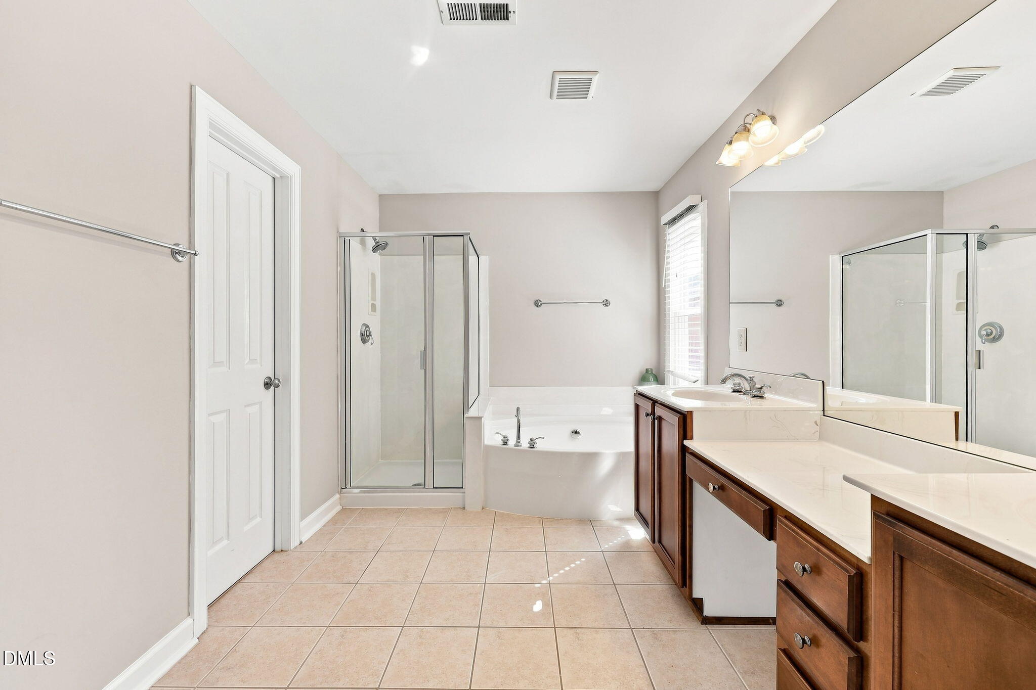 1113 Circandian Court Property Photo 23