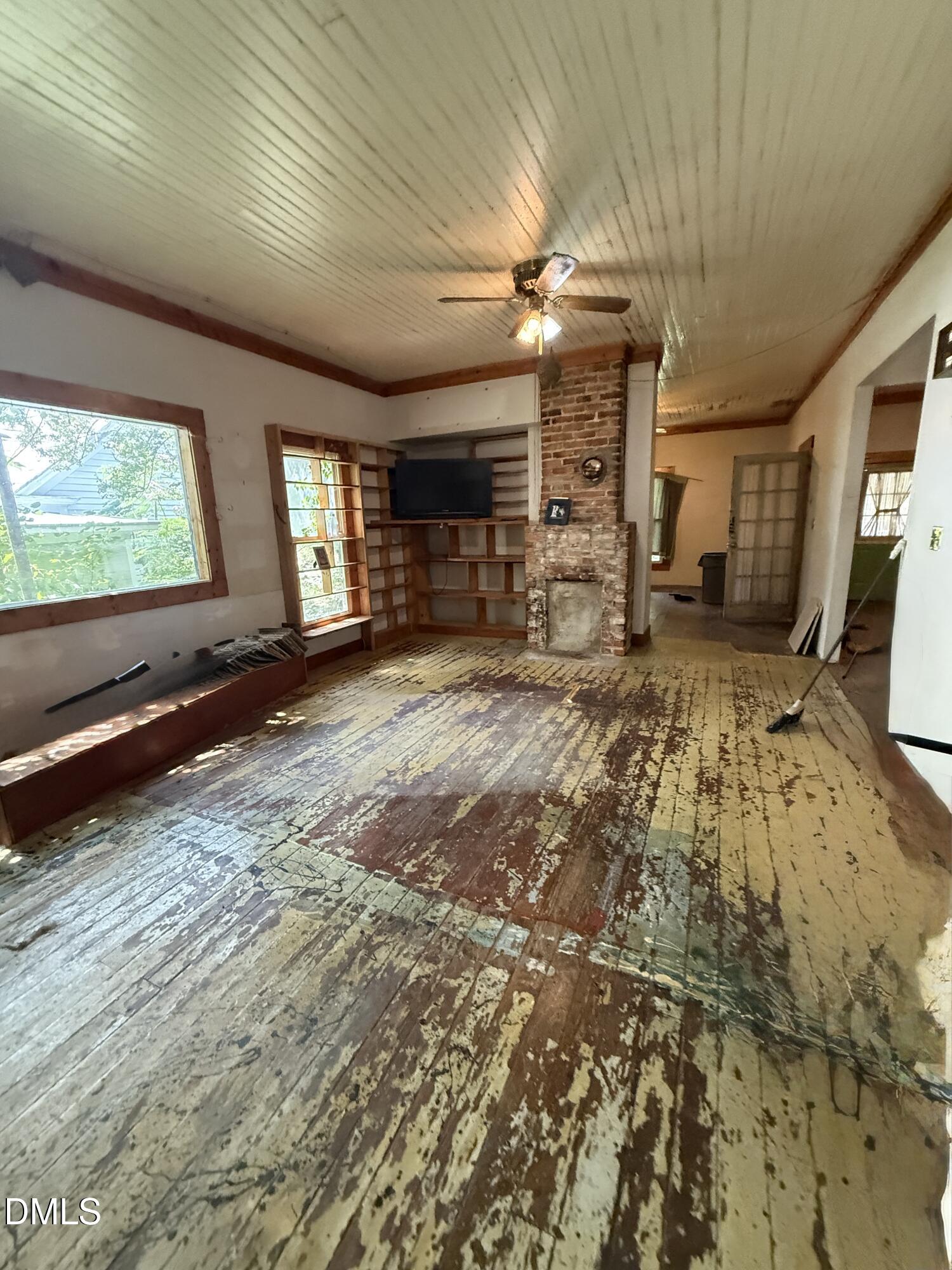 713 Shepherd Street Property Photo 6