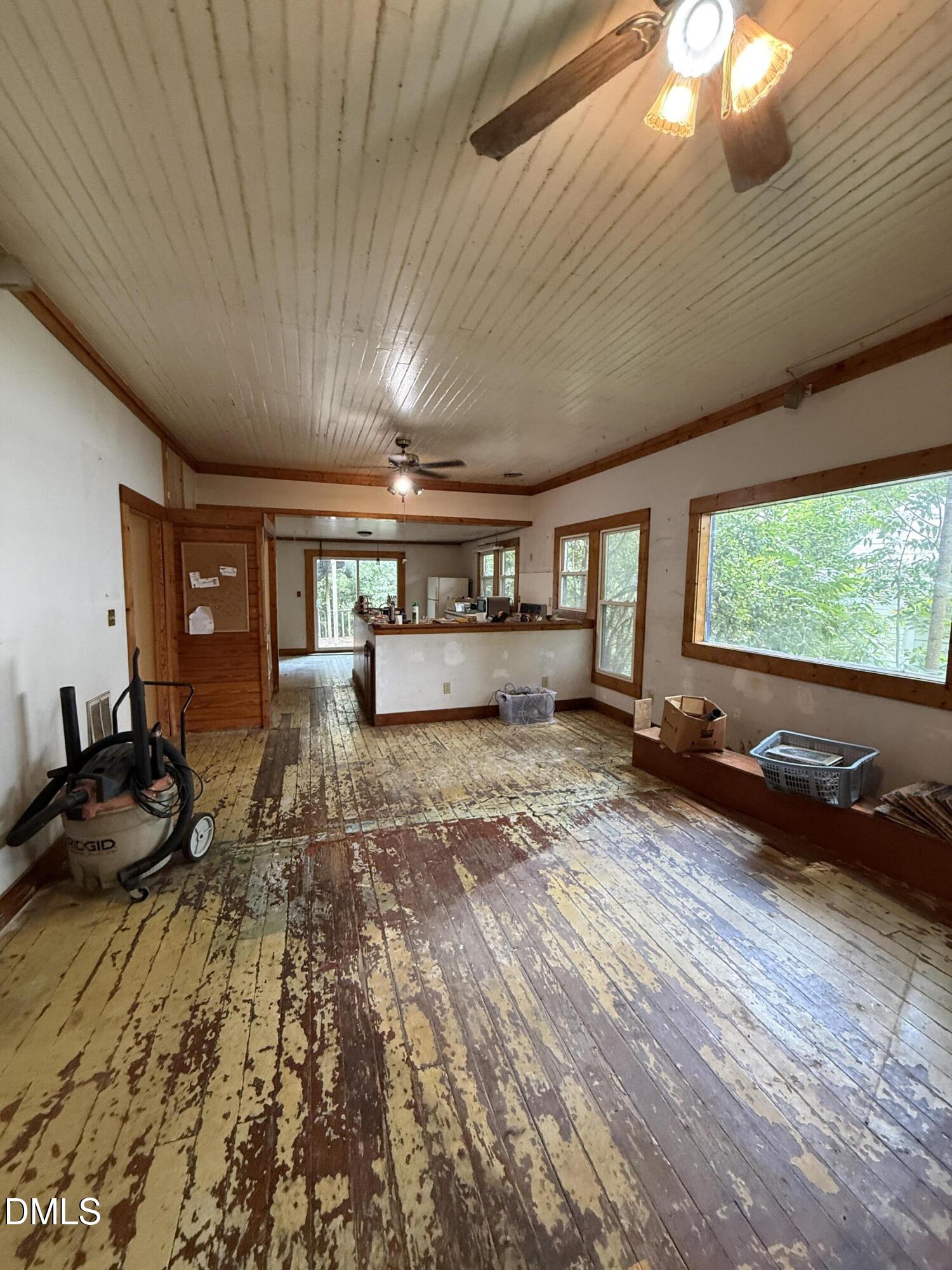 713 Shepherd Street Property Photo 10