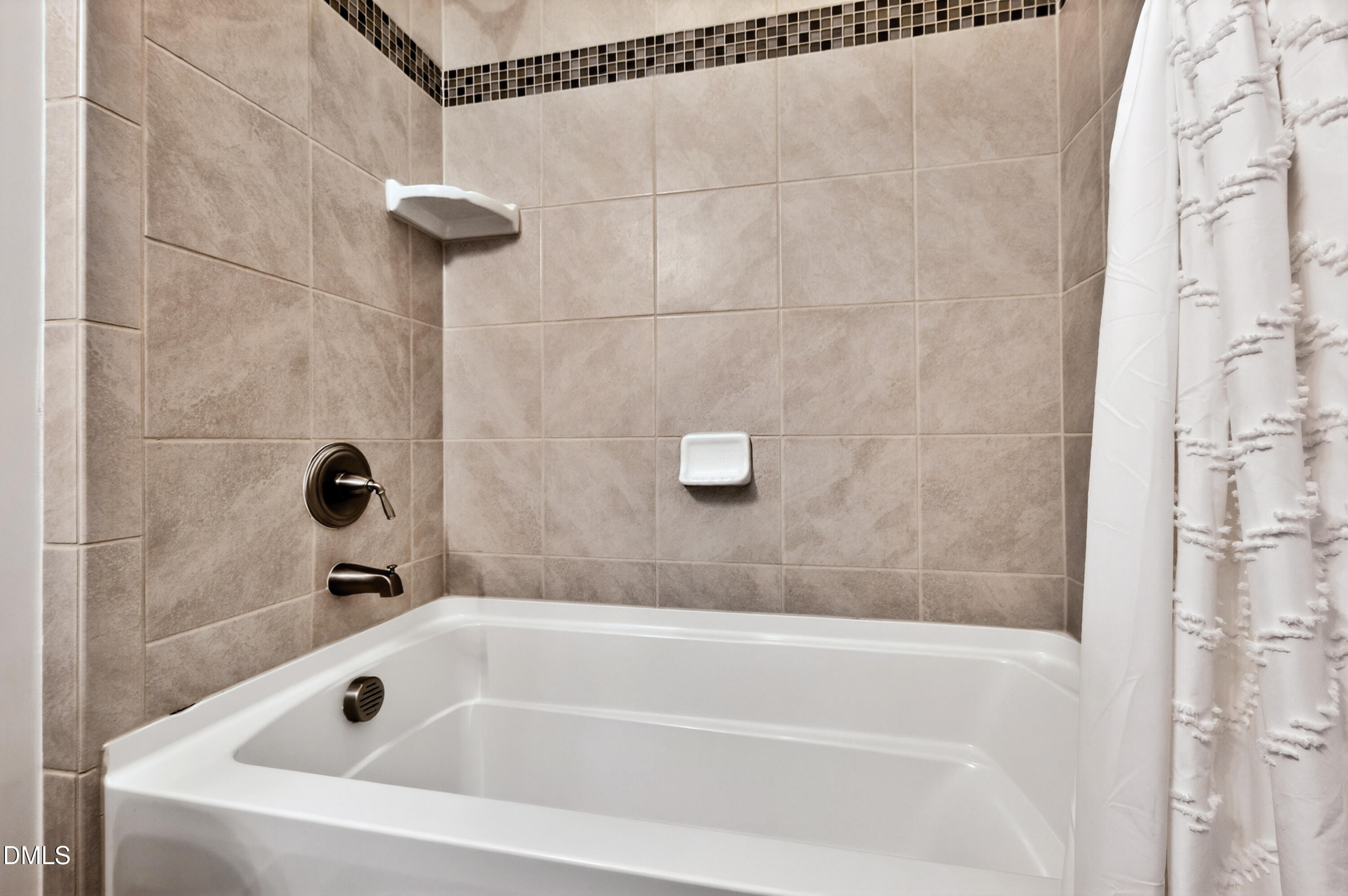 305 Azalea View Way Property Photo 9