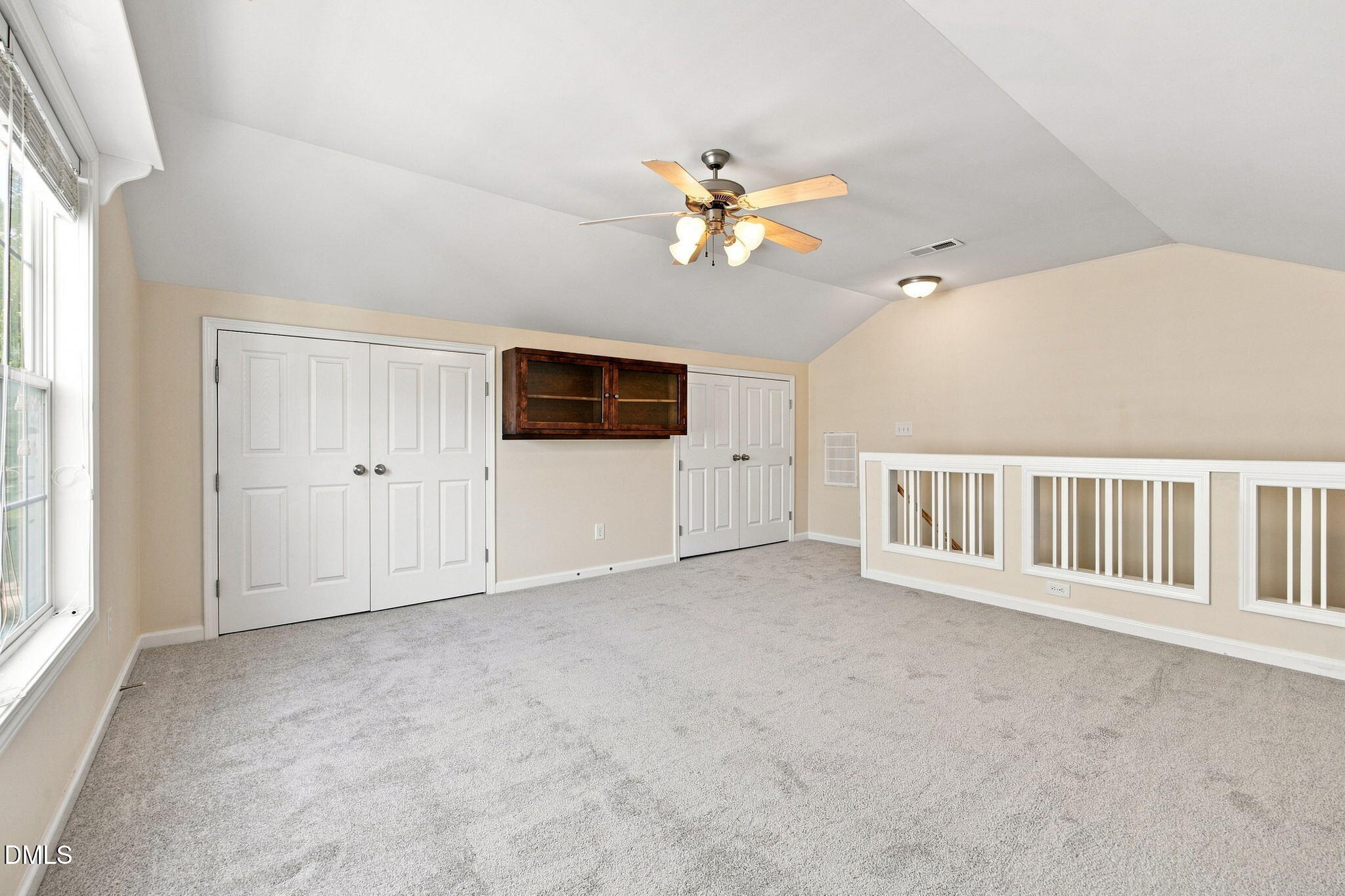 8111 Willowglen Drive Property Photo 17