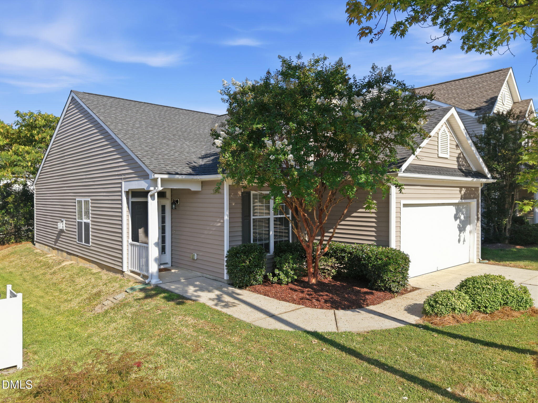 8111 Willowglen Drive Property Photo 18