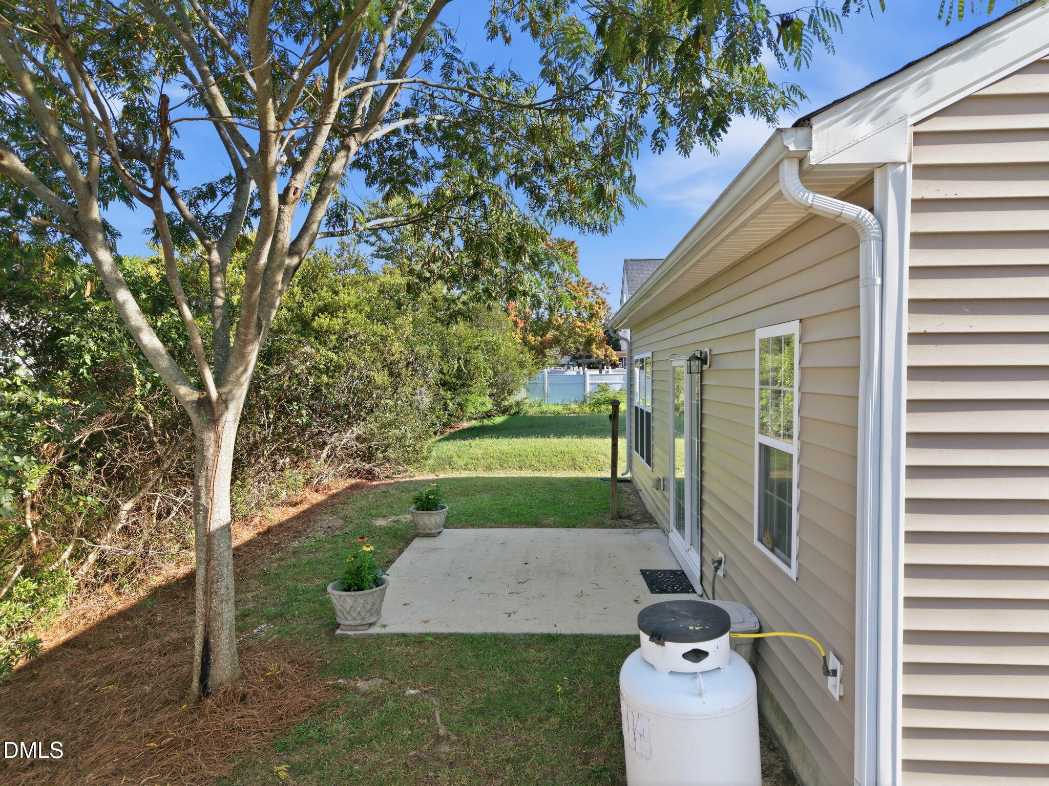 8111 Willowglen Drive Property Photo 20