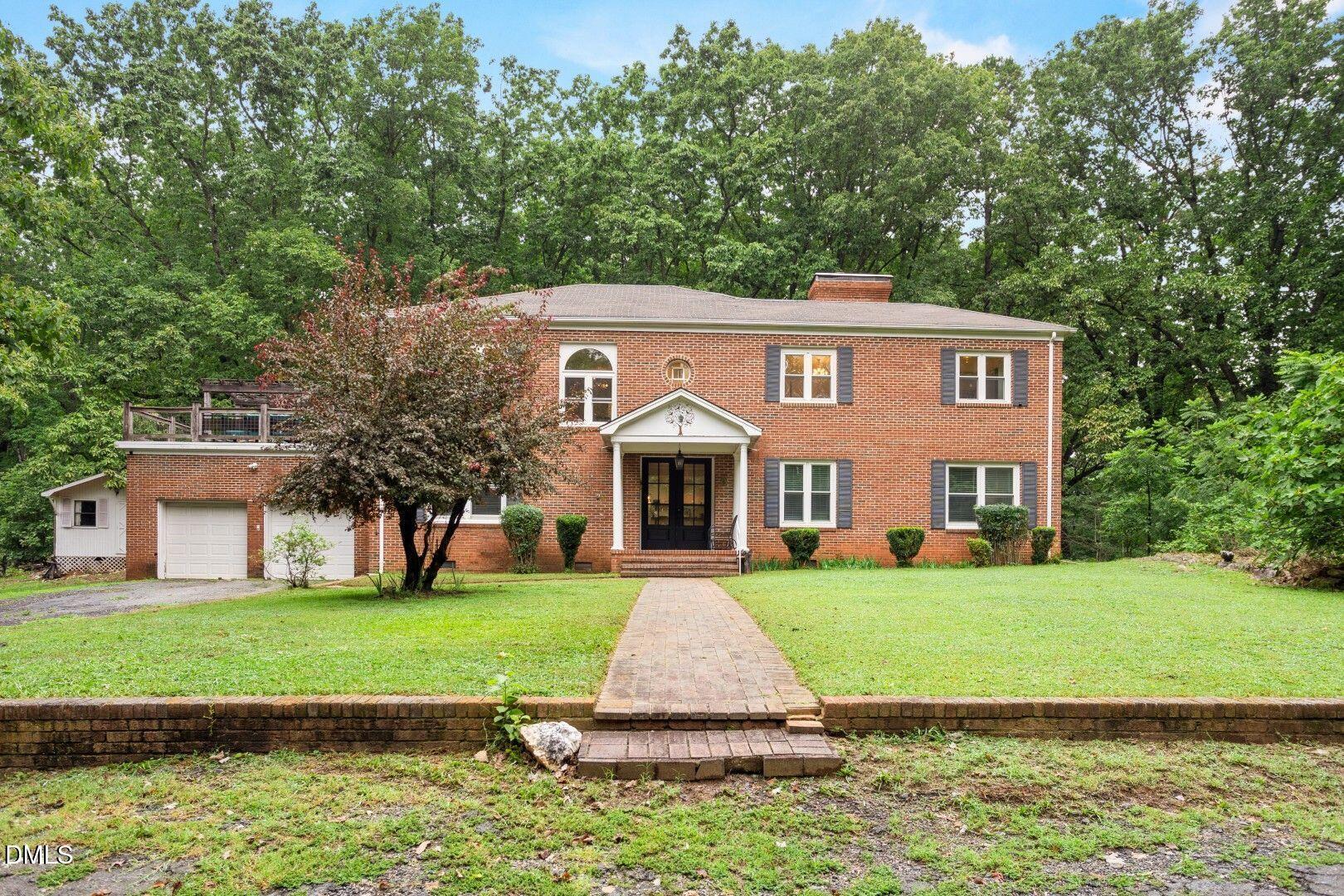 301 Carolina Avenue Property Photo 1