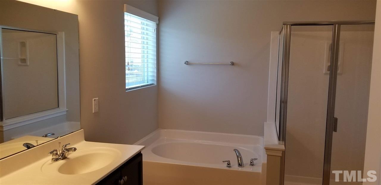 832 Ember Drive Property Photo 8