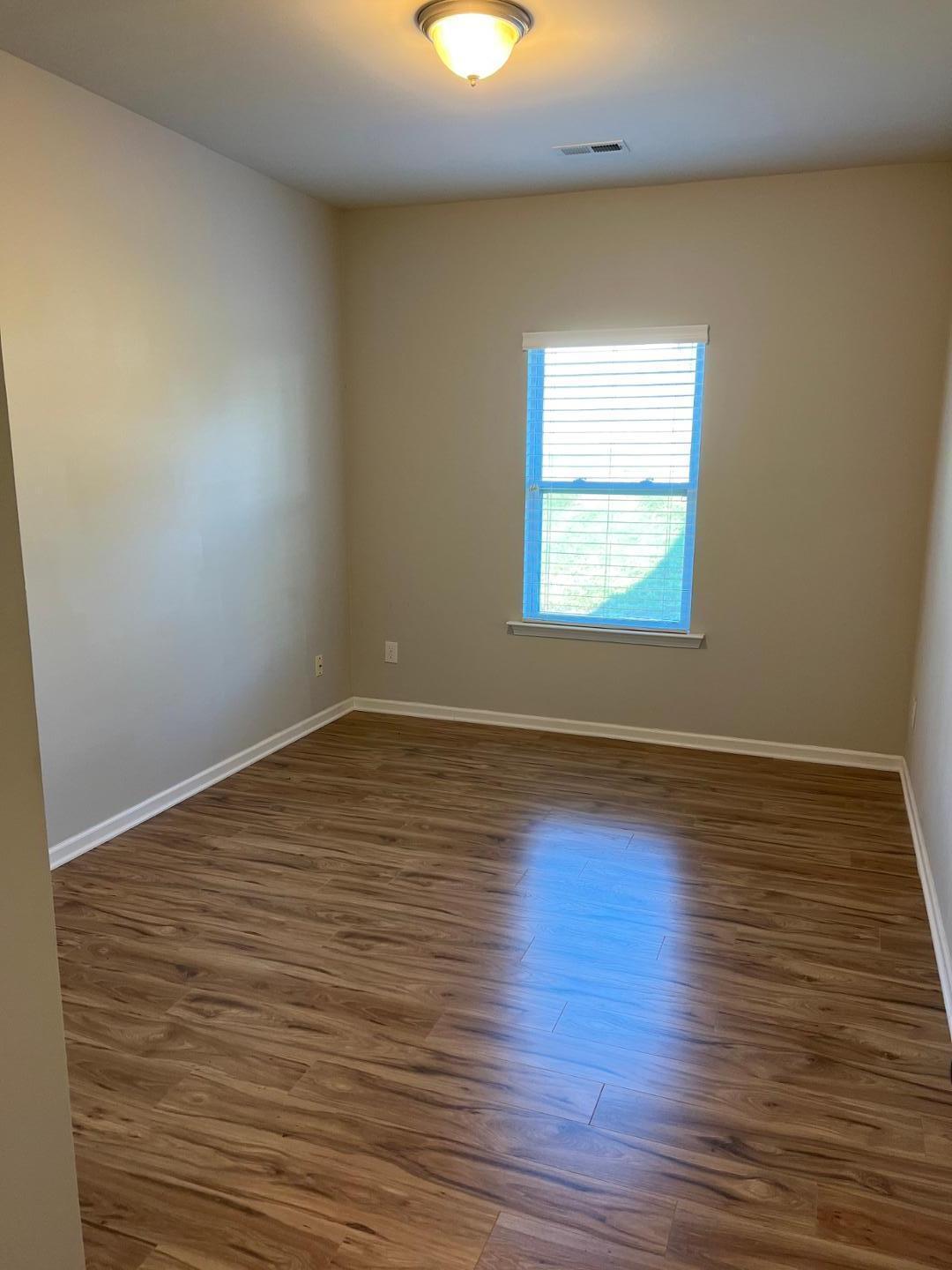 832 Ember Drive Property Photo 13