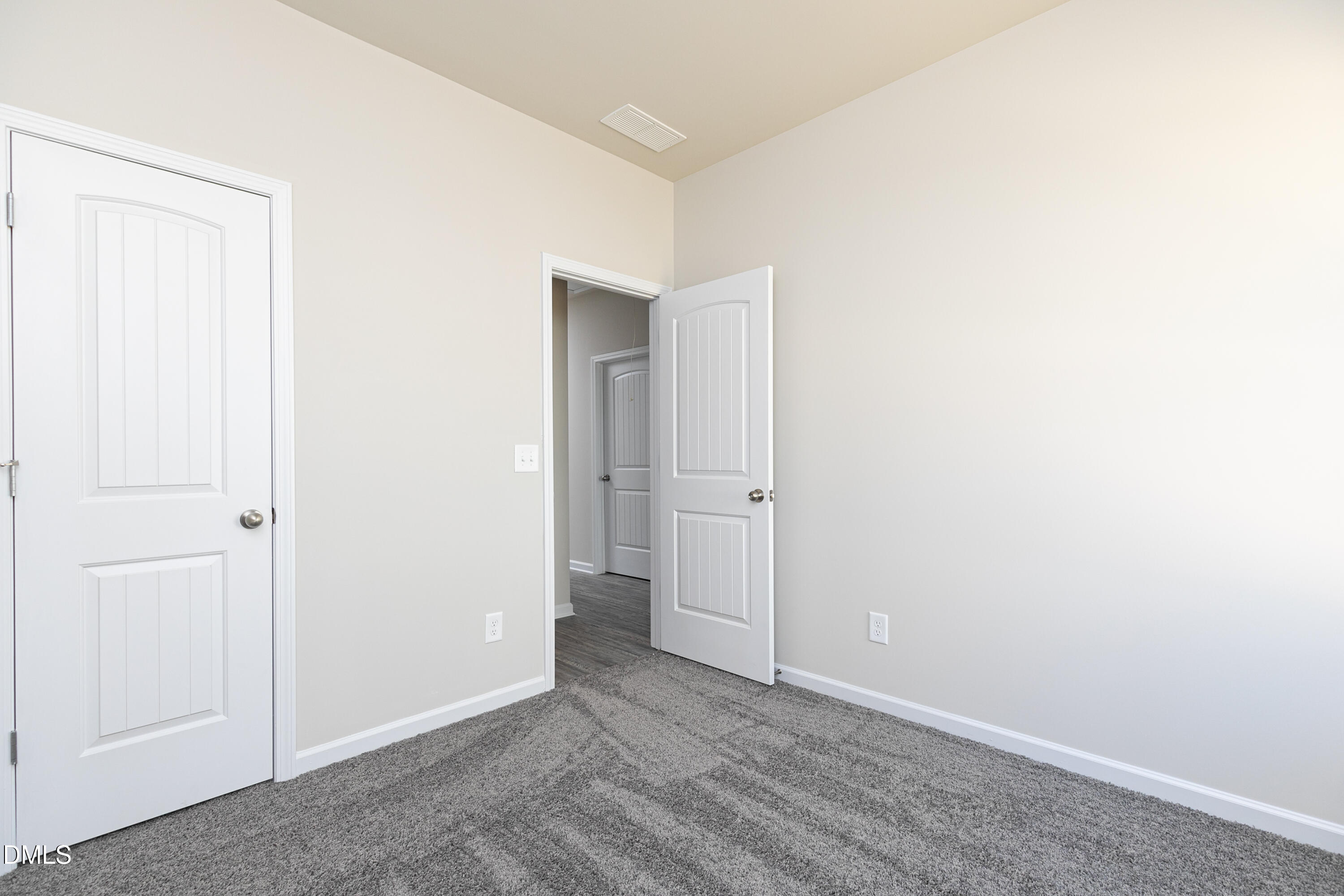 206 E American Marigold Drive Property Photo 16