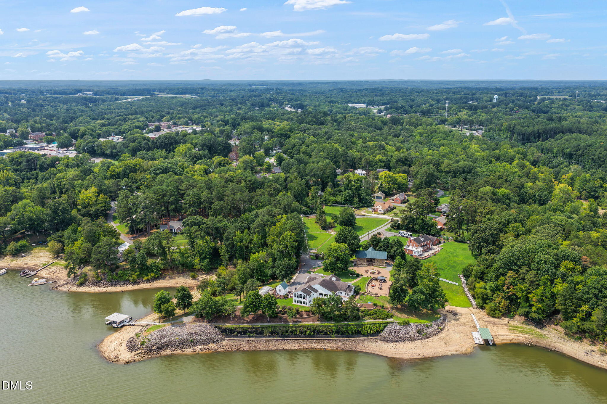 113 Dan Circle Property Photo 1
