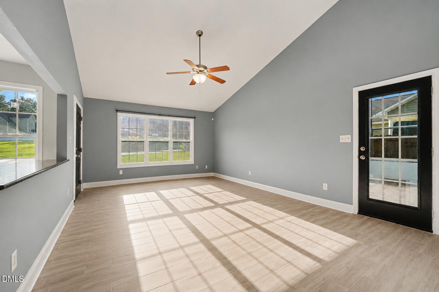 596 Colonial Hills Drive Property Photo 16