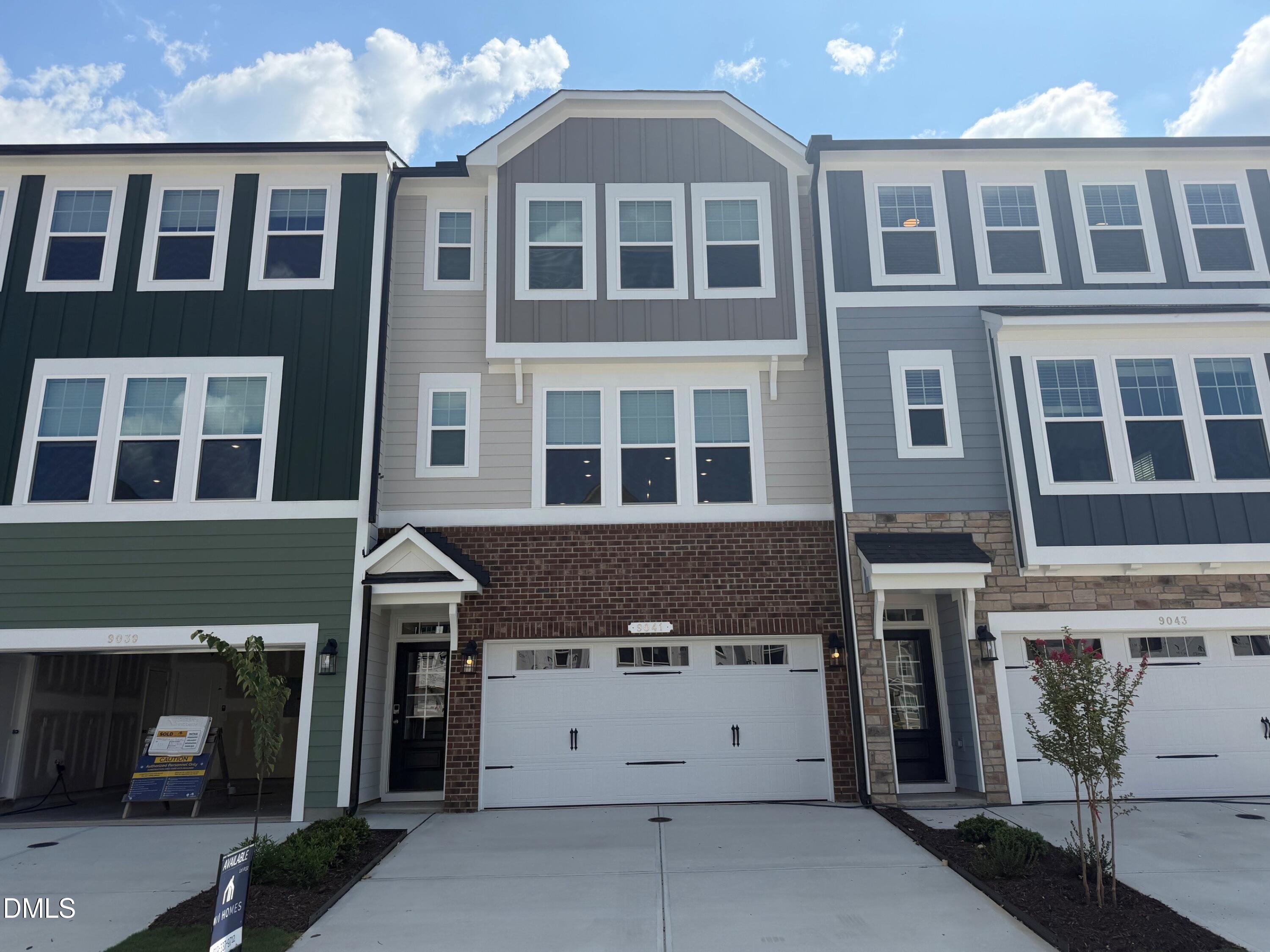 9041 Hazy Jade Way Property Photo 1