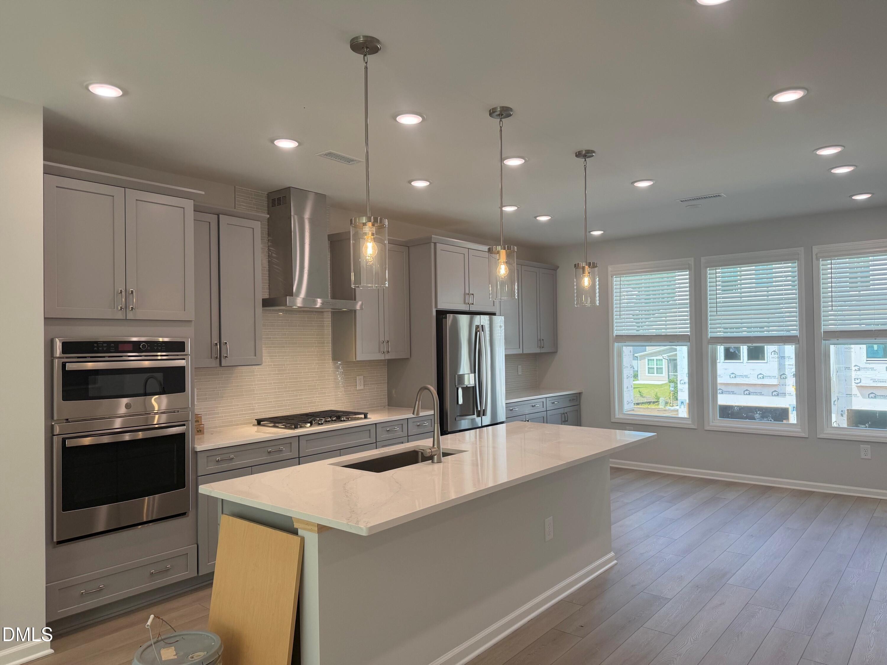 9041 Hazy Jade Way Property Photo 3