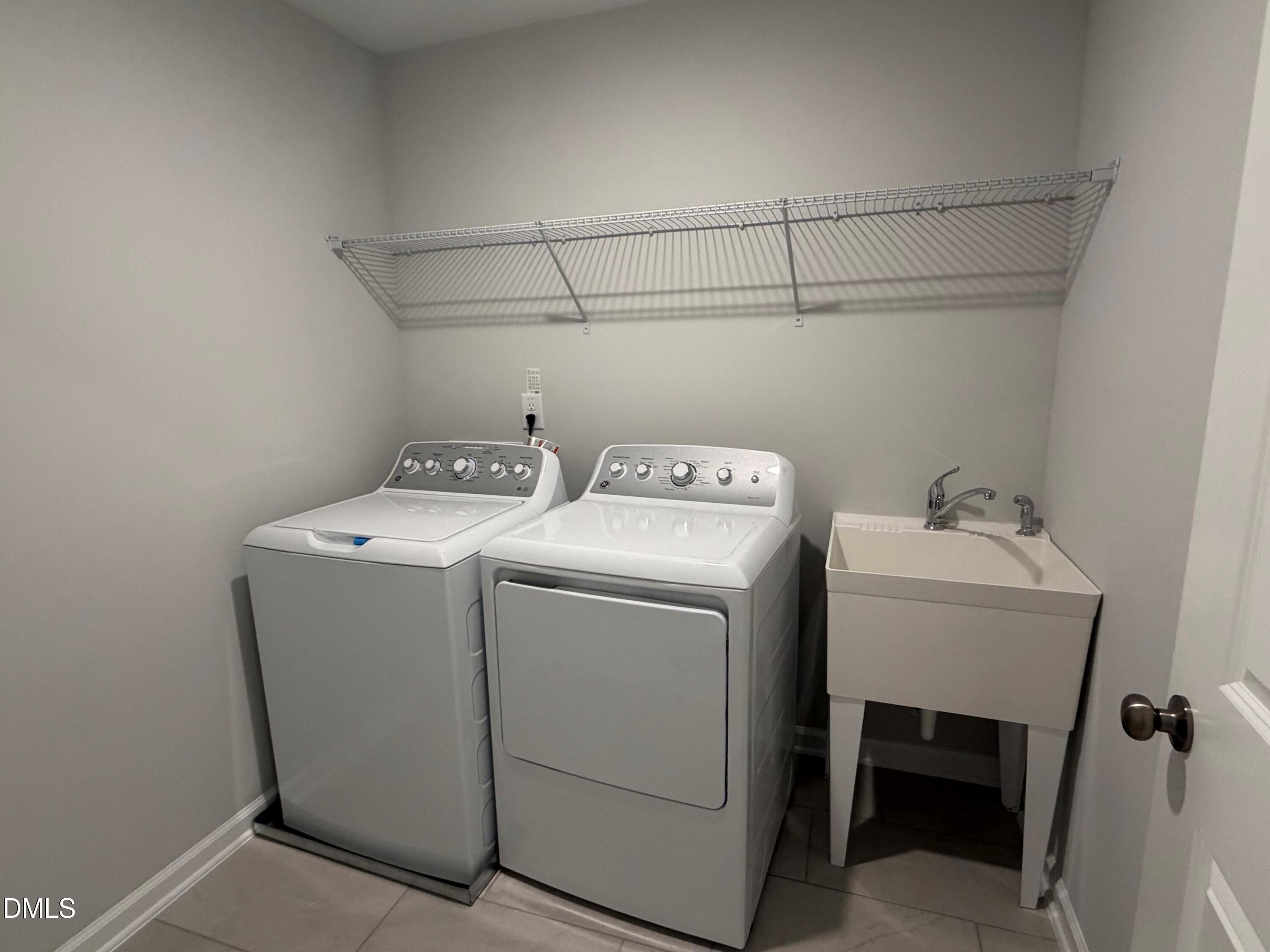 9041 Hazy Jade Way Property Photo 10