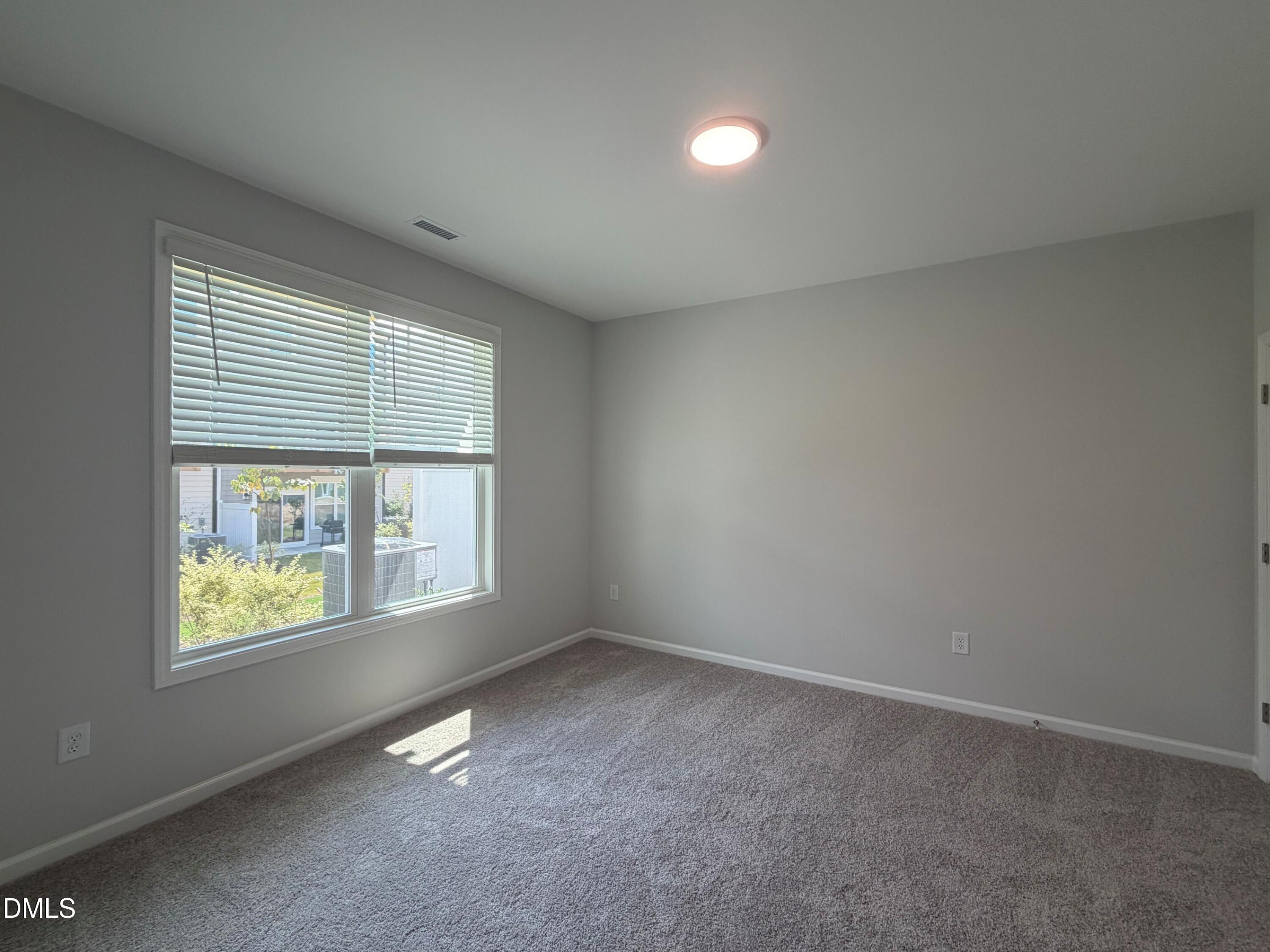 9041 Hazy Jade Way Property Photo 14